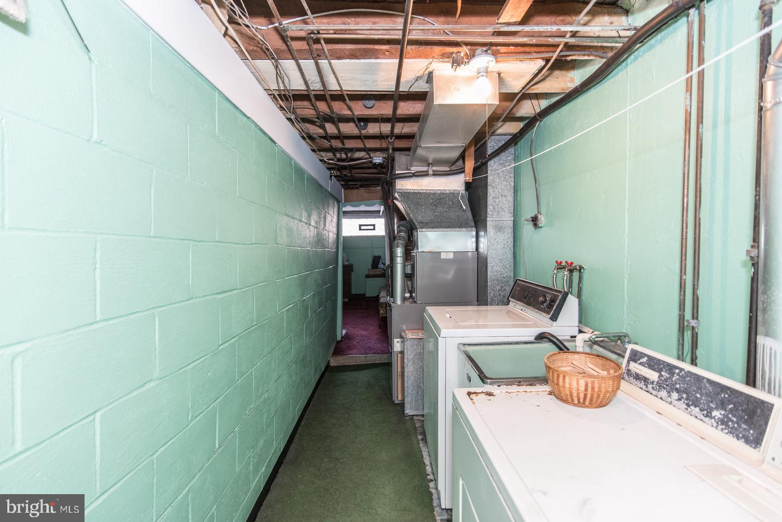 MAYFAIR (WEST) - Residential