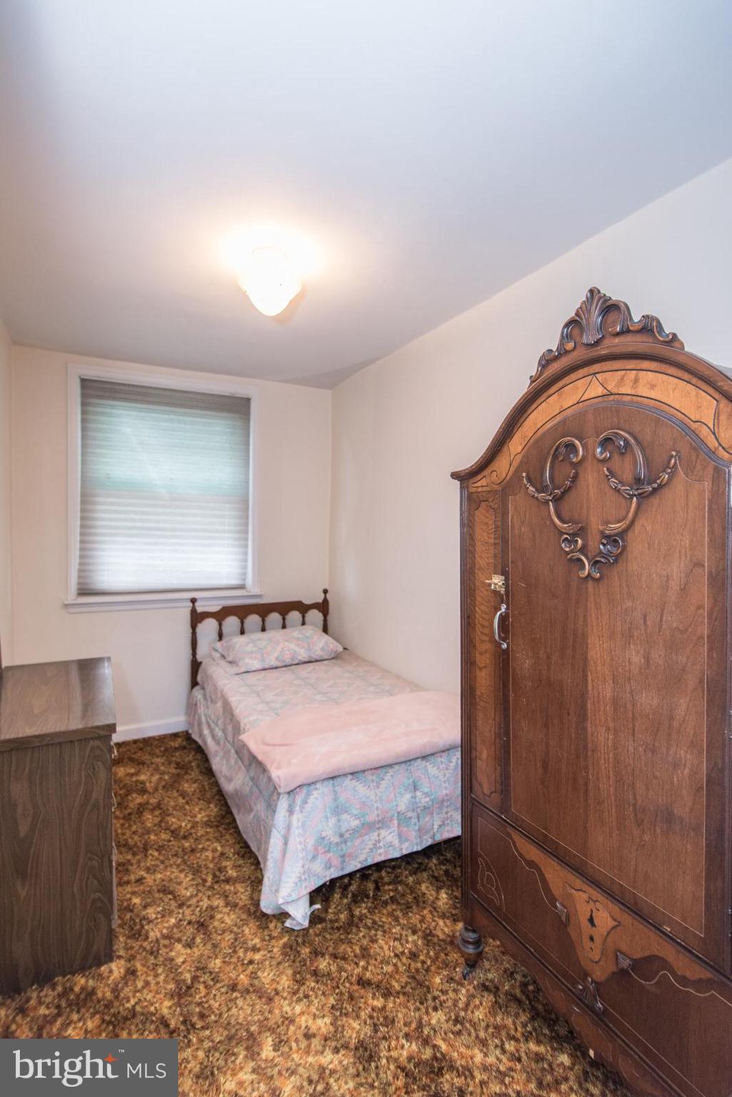 MAYFAIR (WEST) - Residential