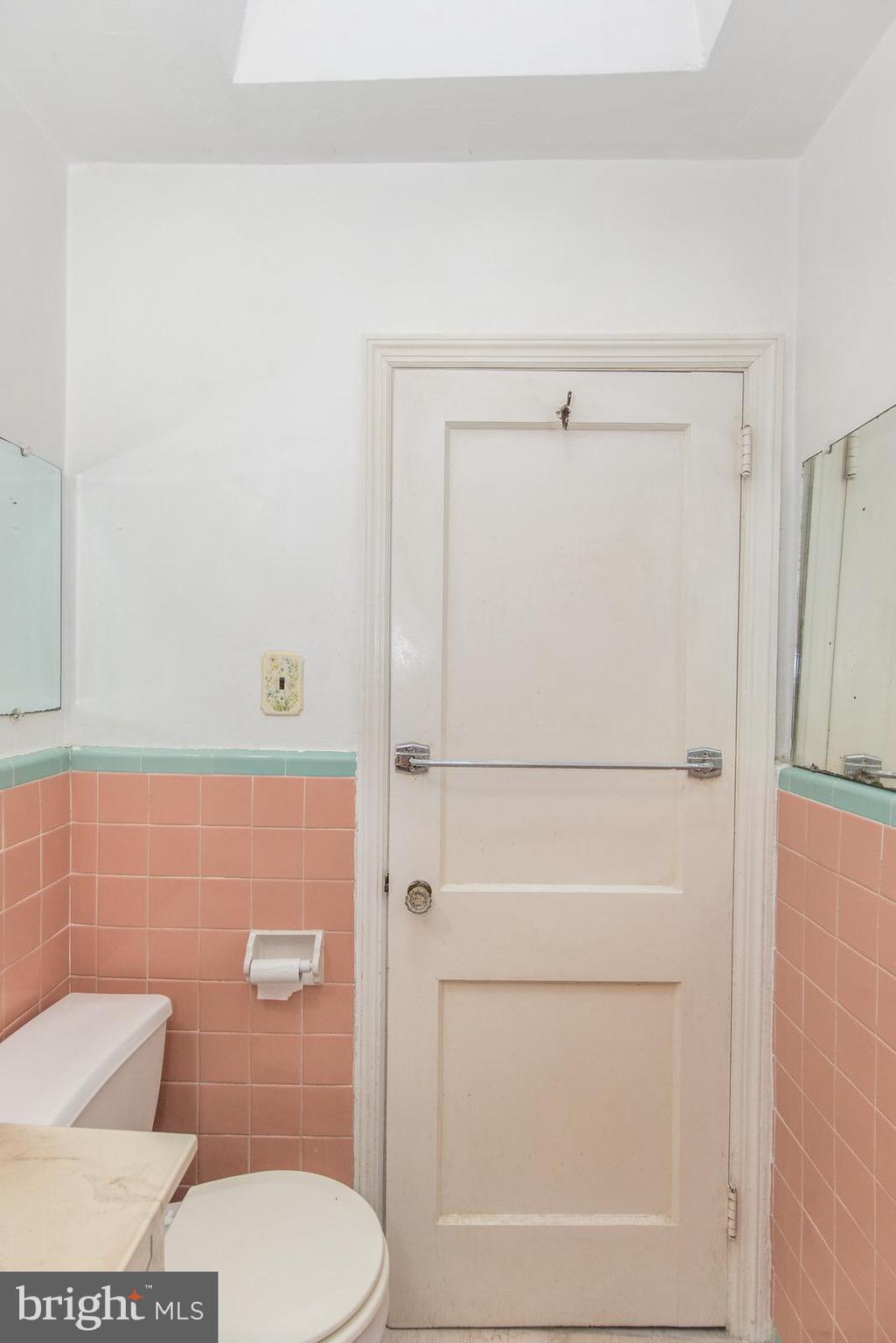 MAYFAIR (WEST) - Residential