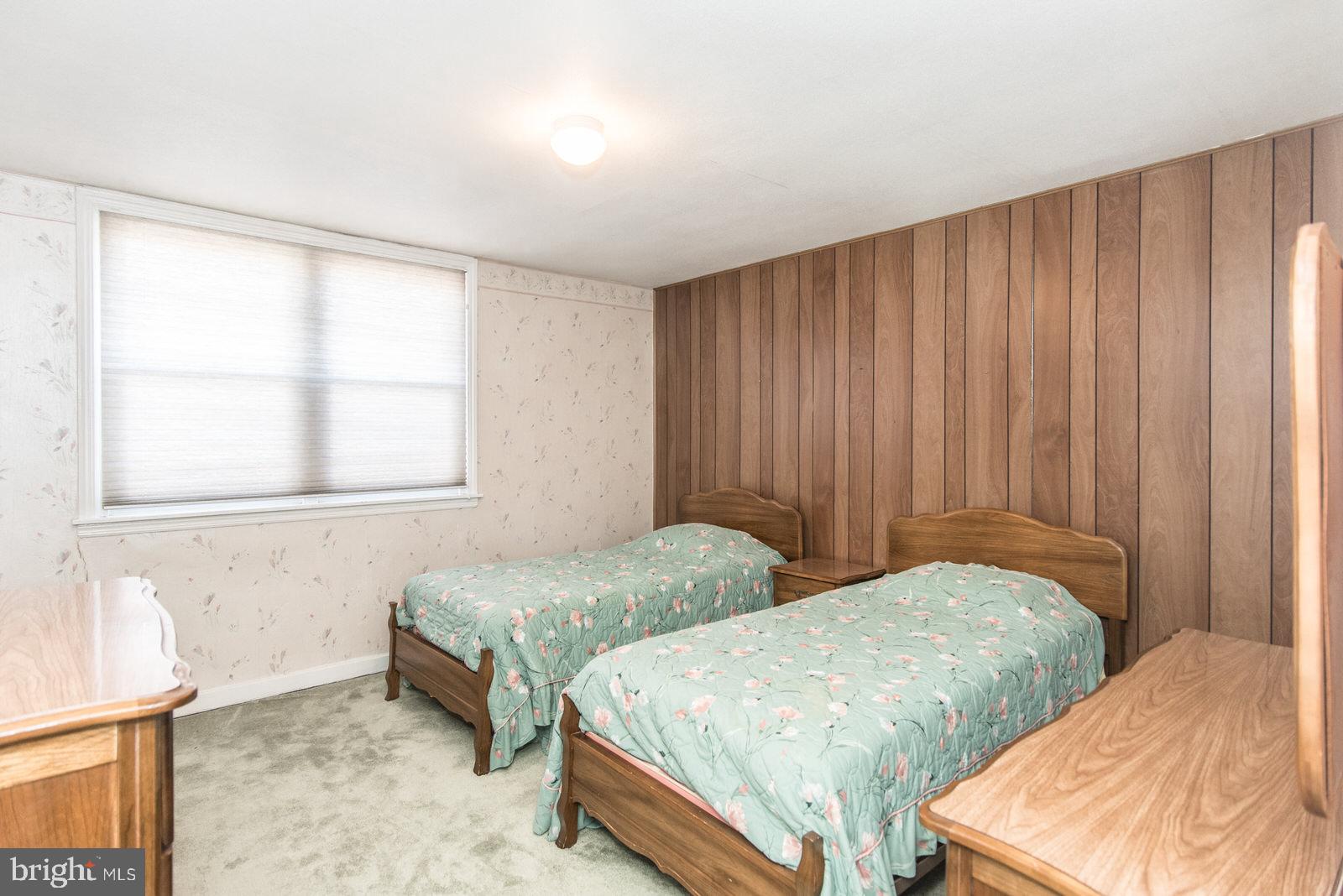 MAYFAIR (WEST) - Residential