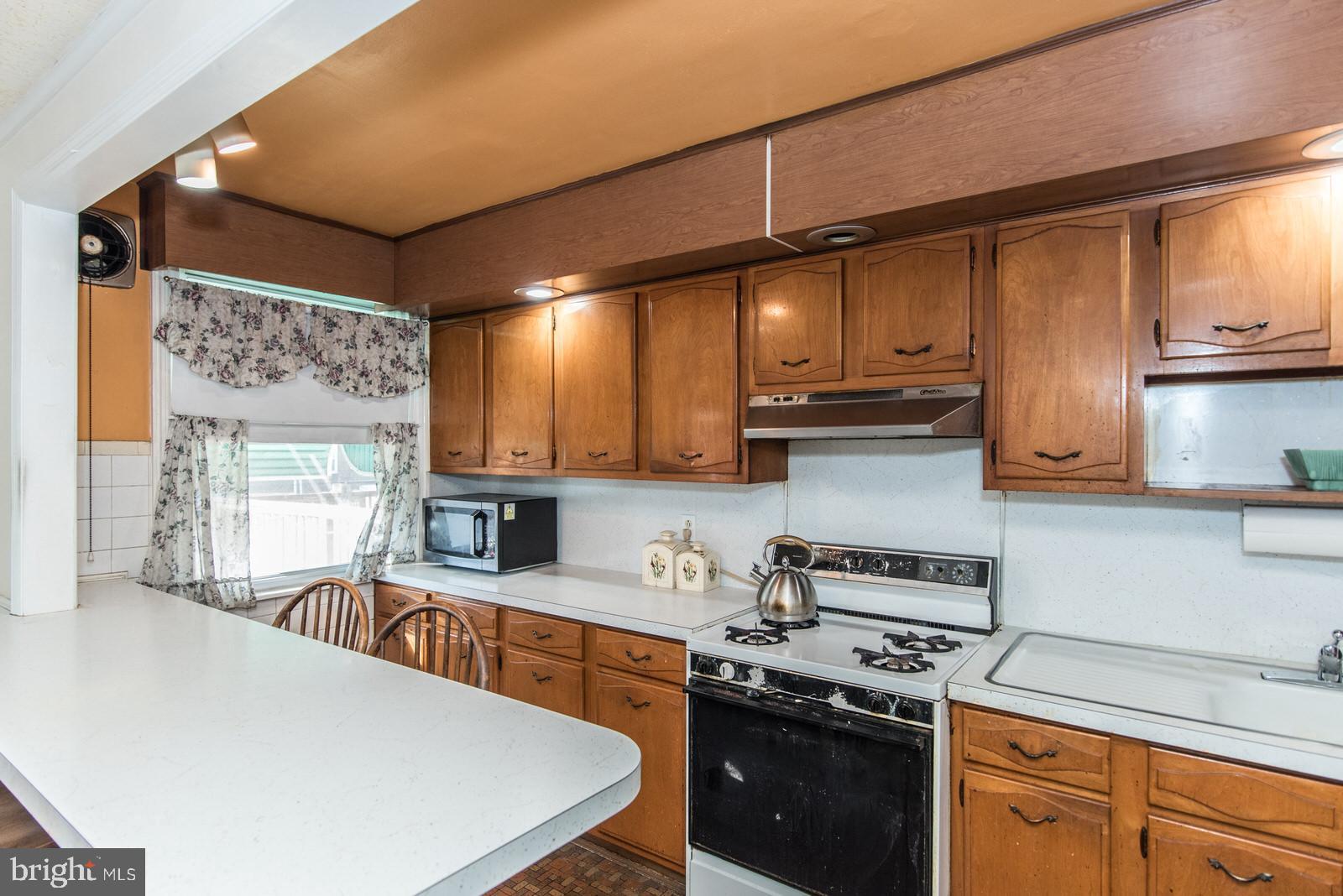 MAYFAIR (WEST) - Residential