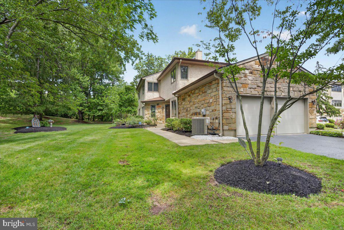81 WOODMONT DRIVE