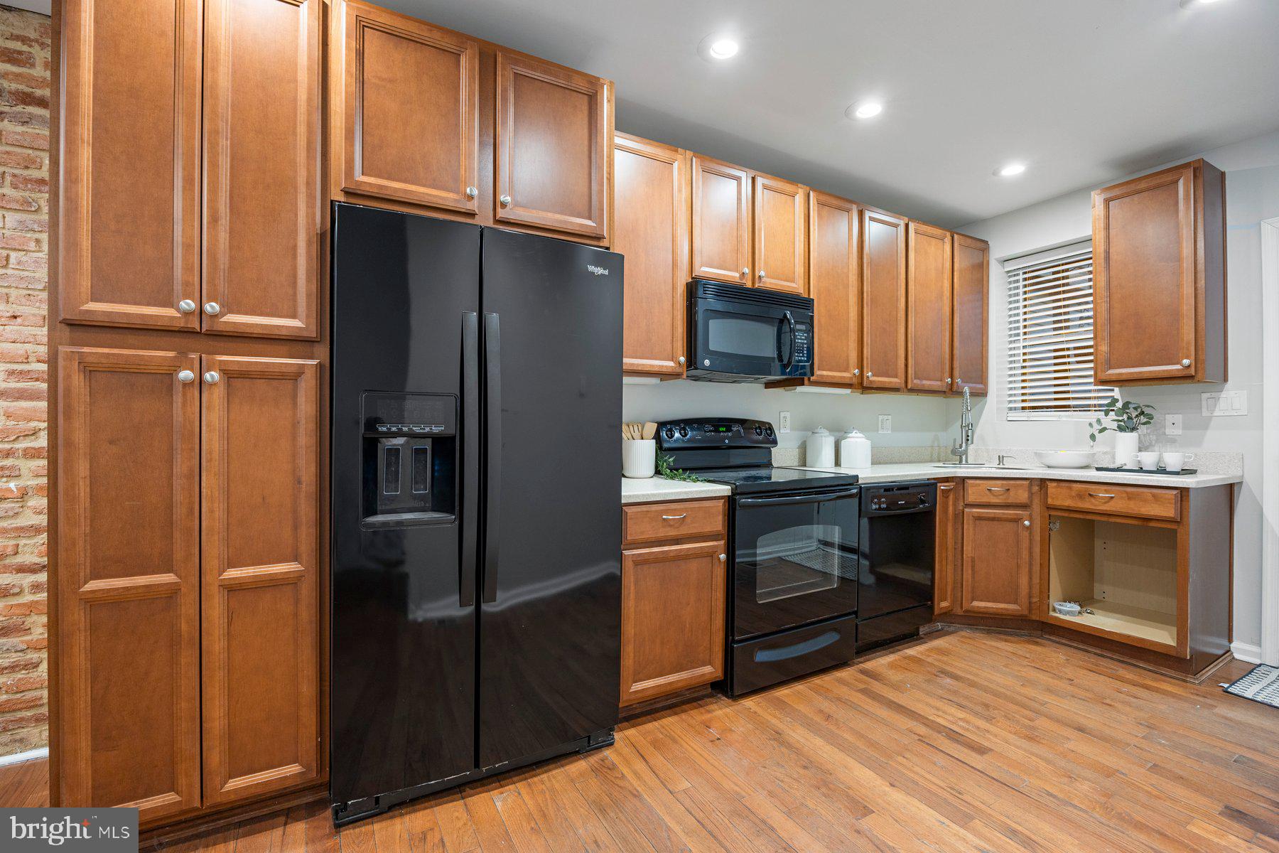 HIGHLANDTOWN - Residential