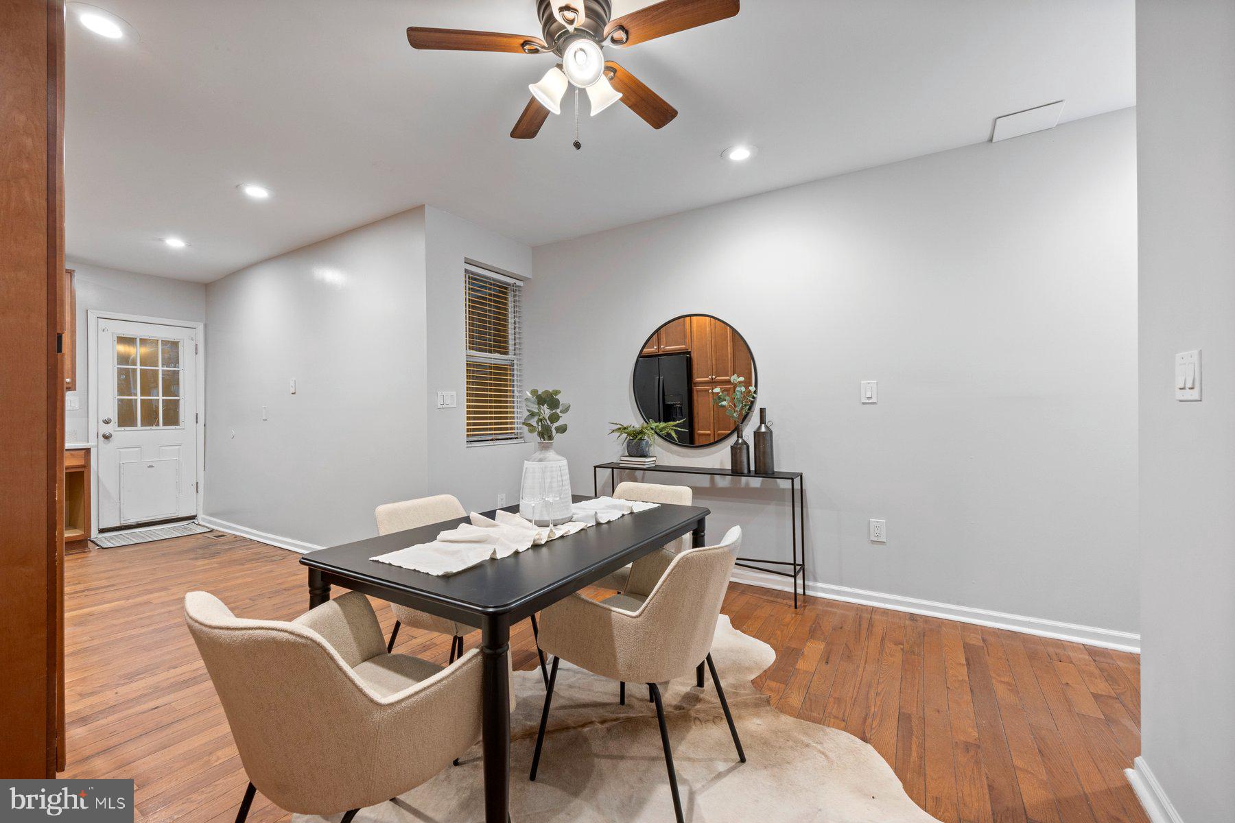 HIGHLANDTOWN - Residential