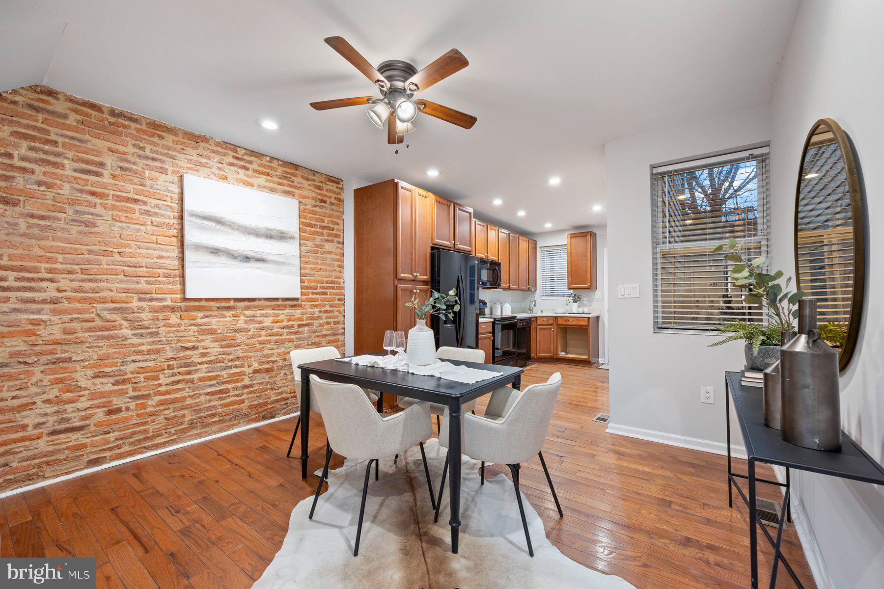 HIGHLANDTOWN - Residential