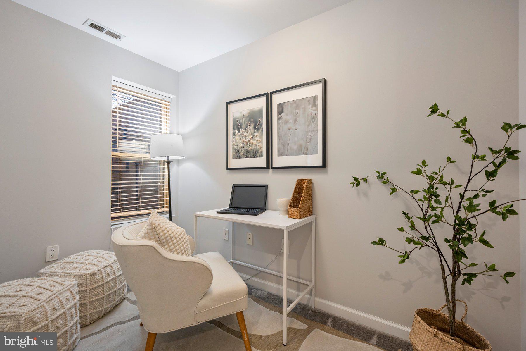 HIGHLANDTOWN - Residential