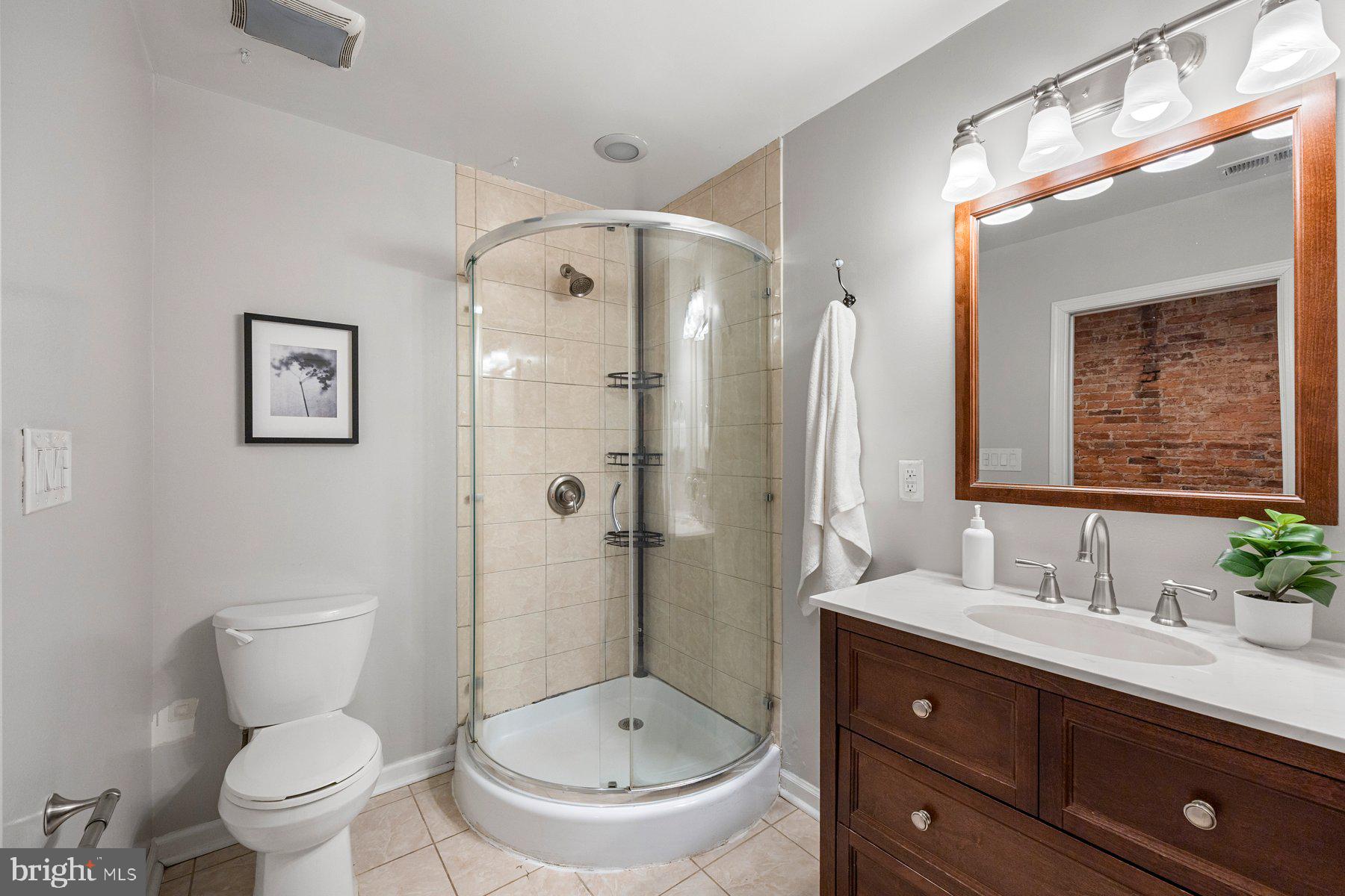 HIGHLANDTOWN - Residential