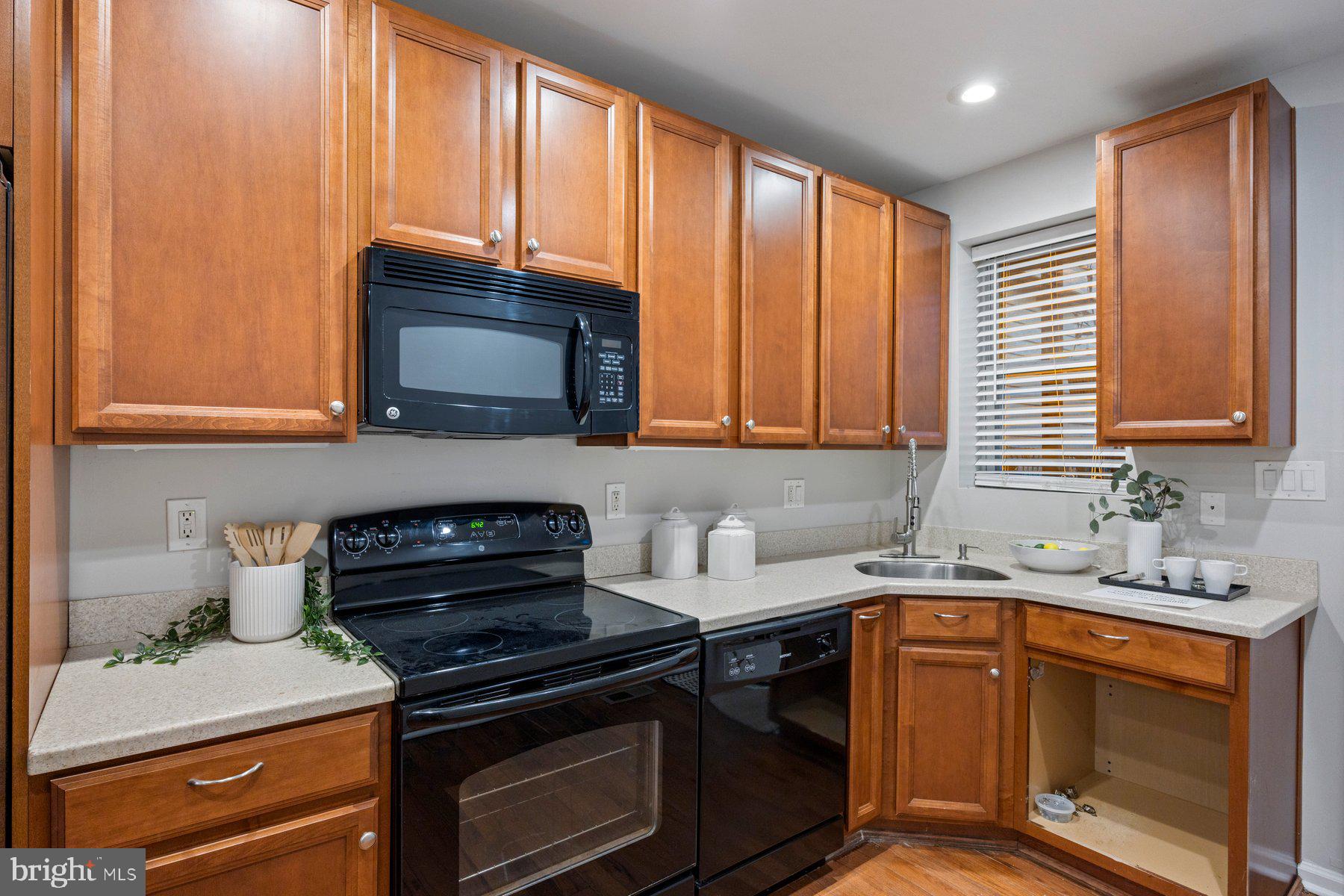 HIGHLANDTOWN - Residential