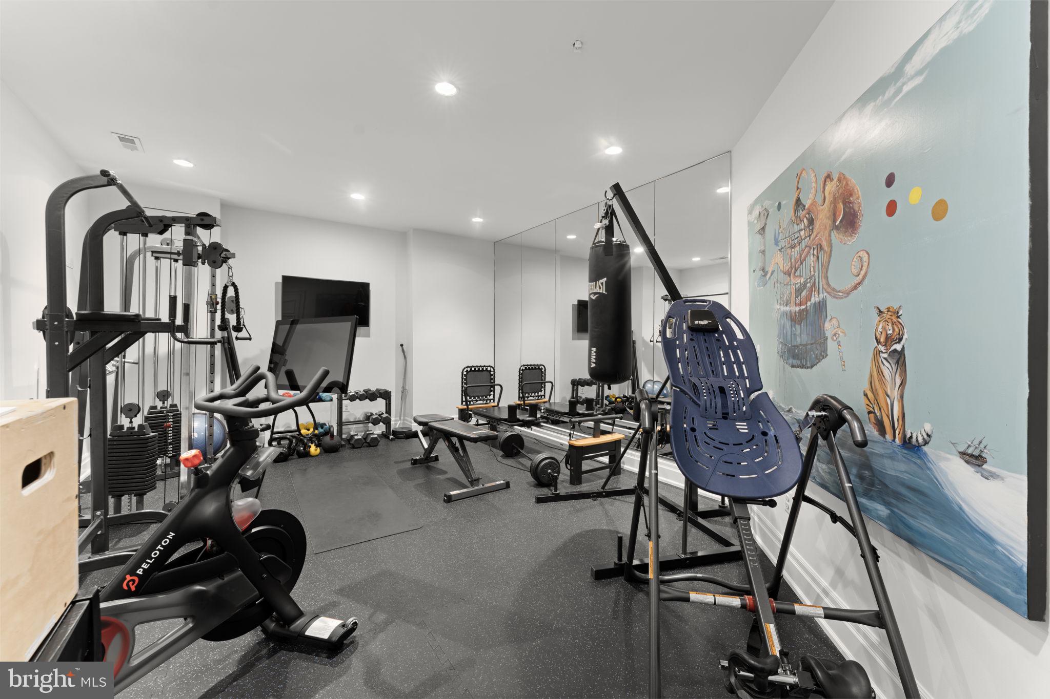 GREEN ACRES - Residential