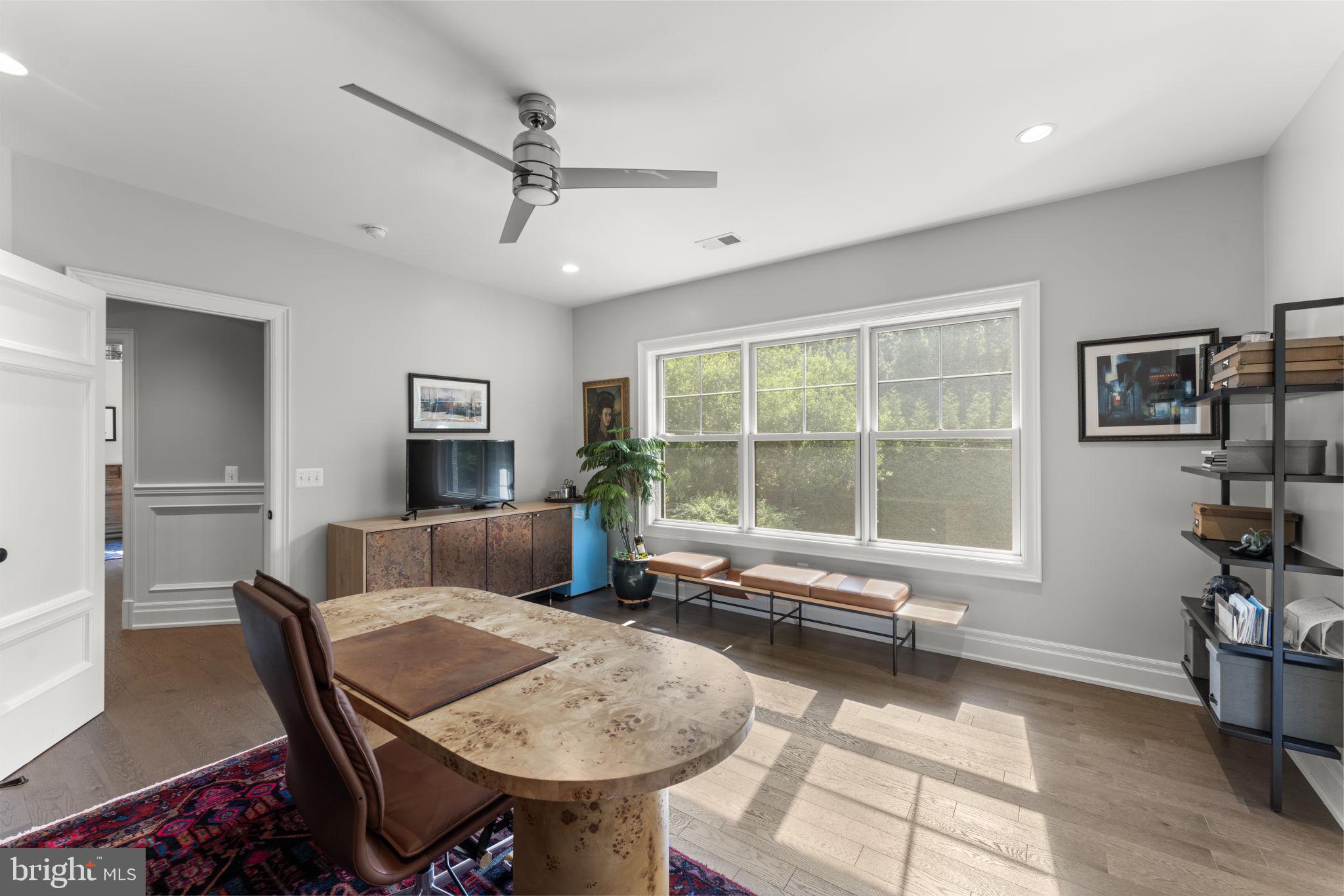 GREEN ACRES - Residential