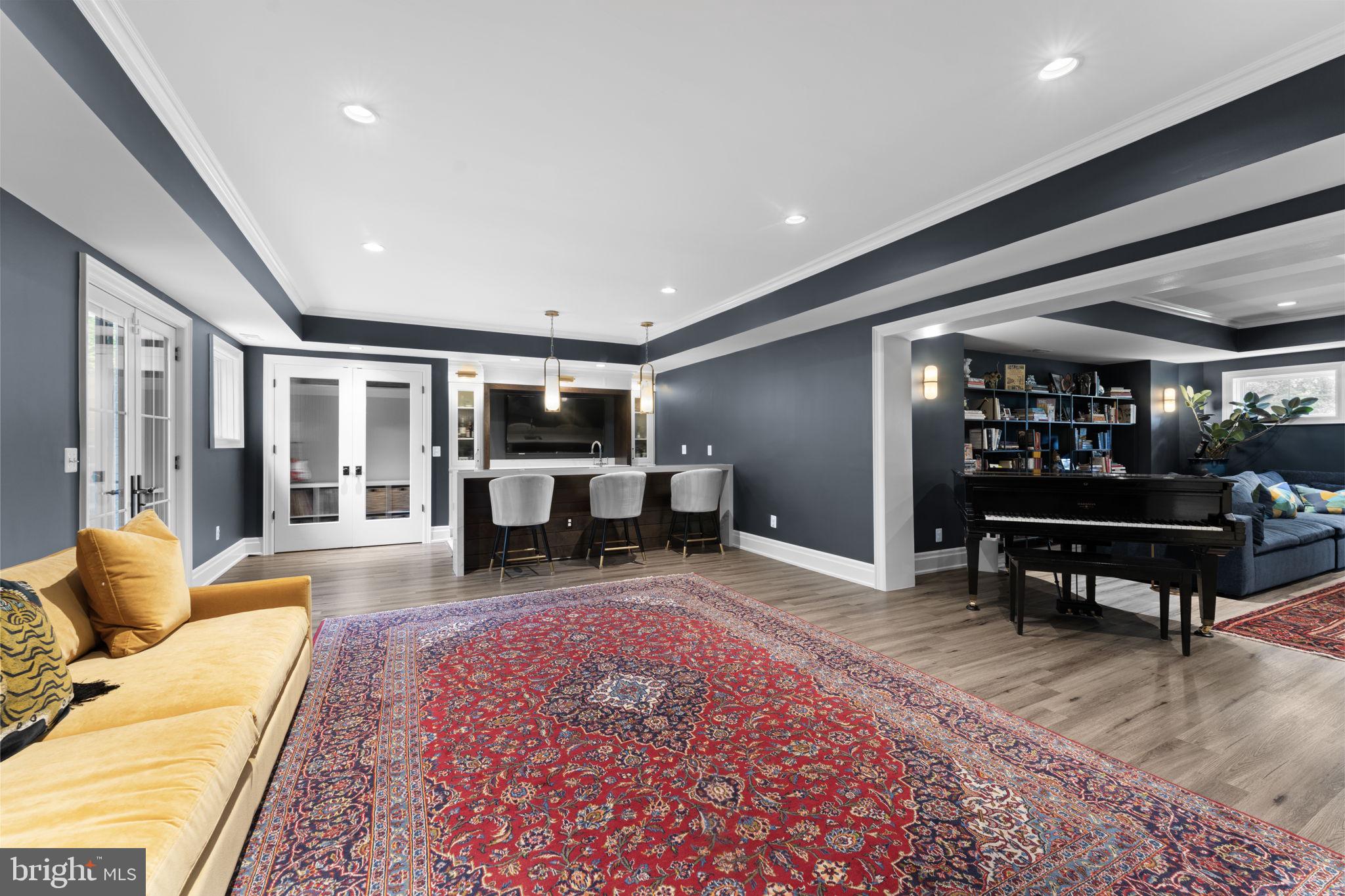 GREEN ACRES - Residential