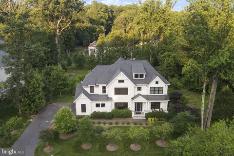 717 MILLER AVENUE GREAT FALLS VA 22066
