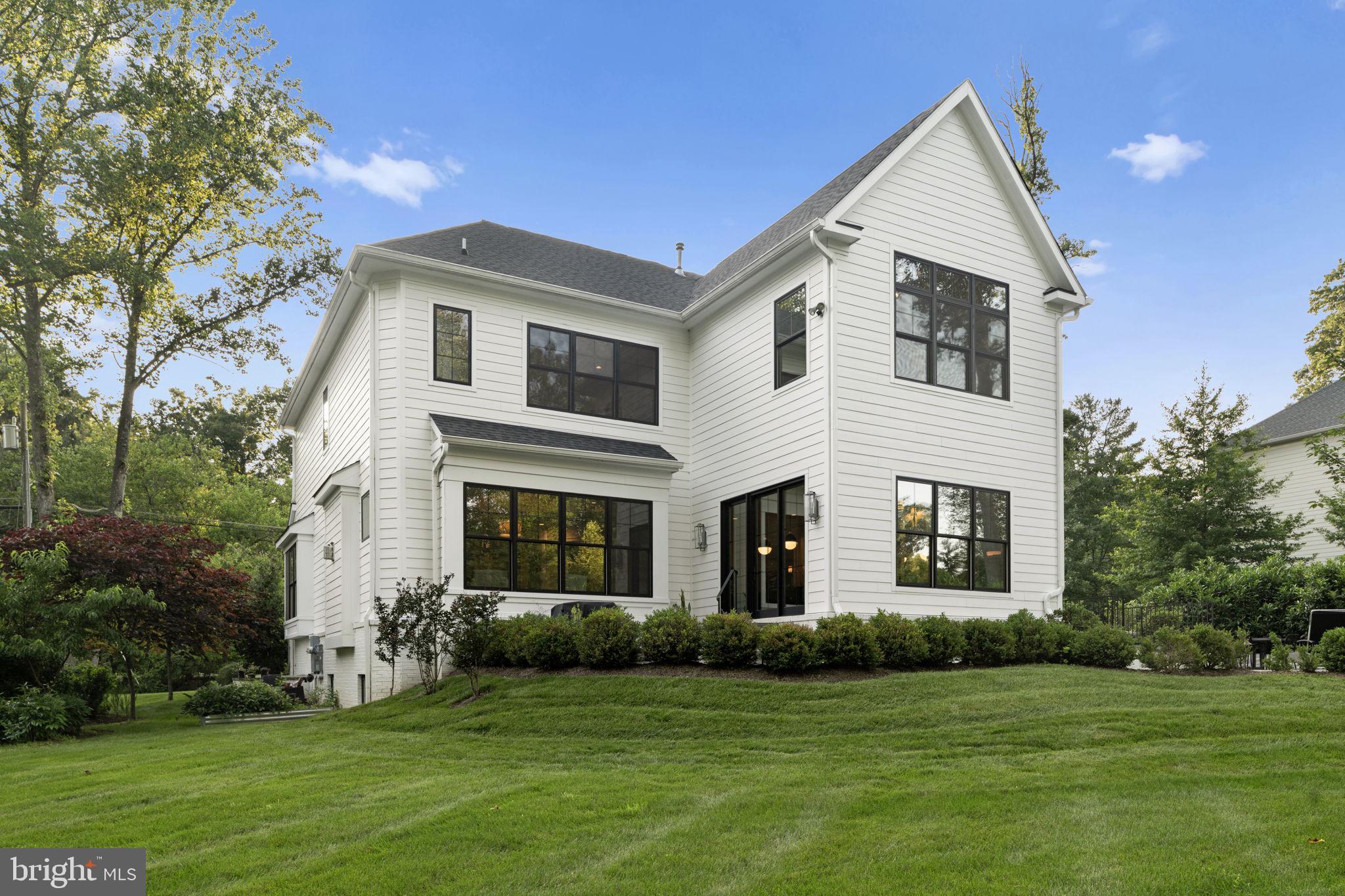 GREEN ACRES - Residential