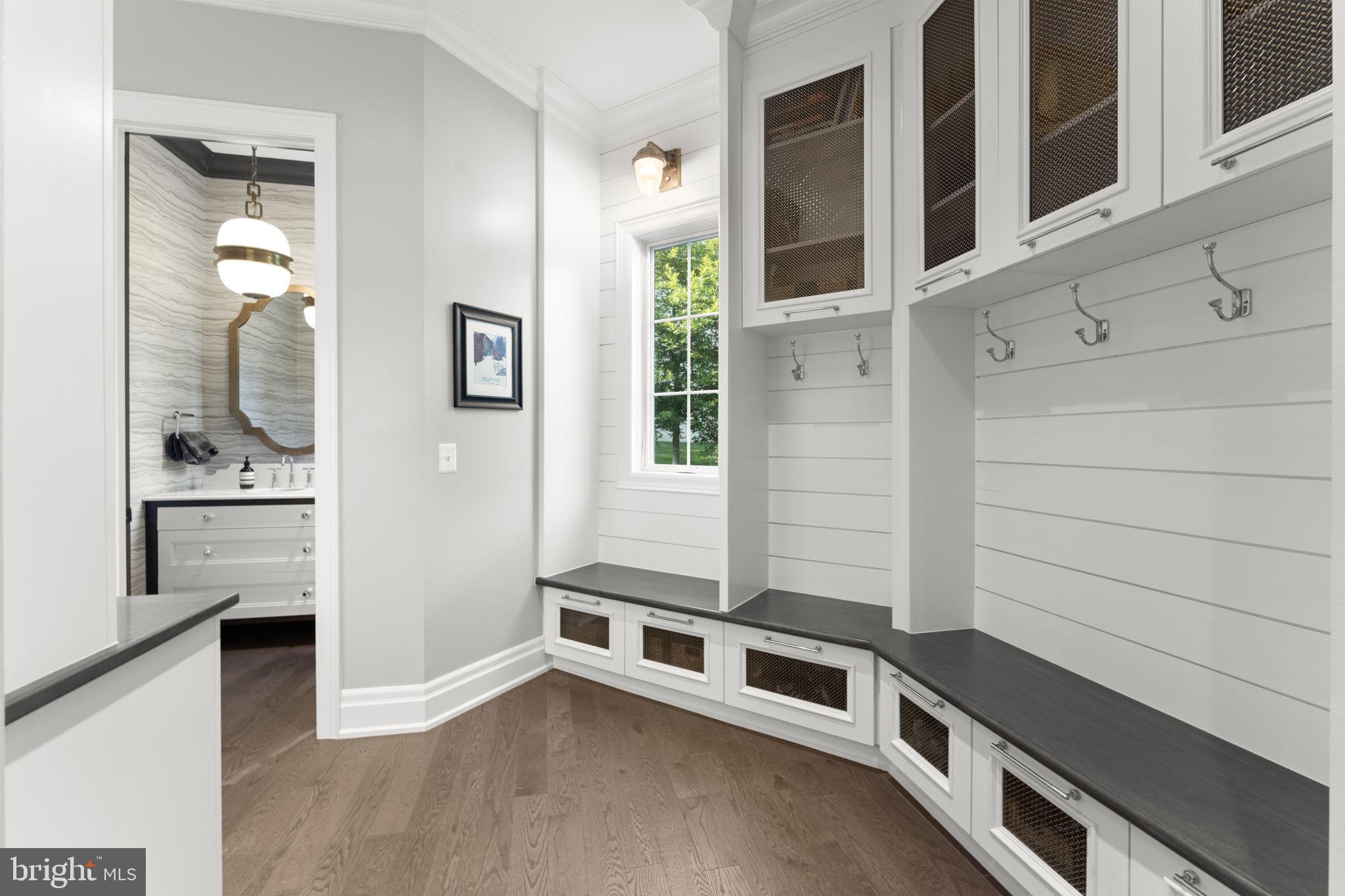 GREEN ACRES - Residential