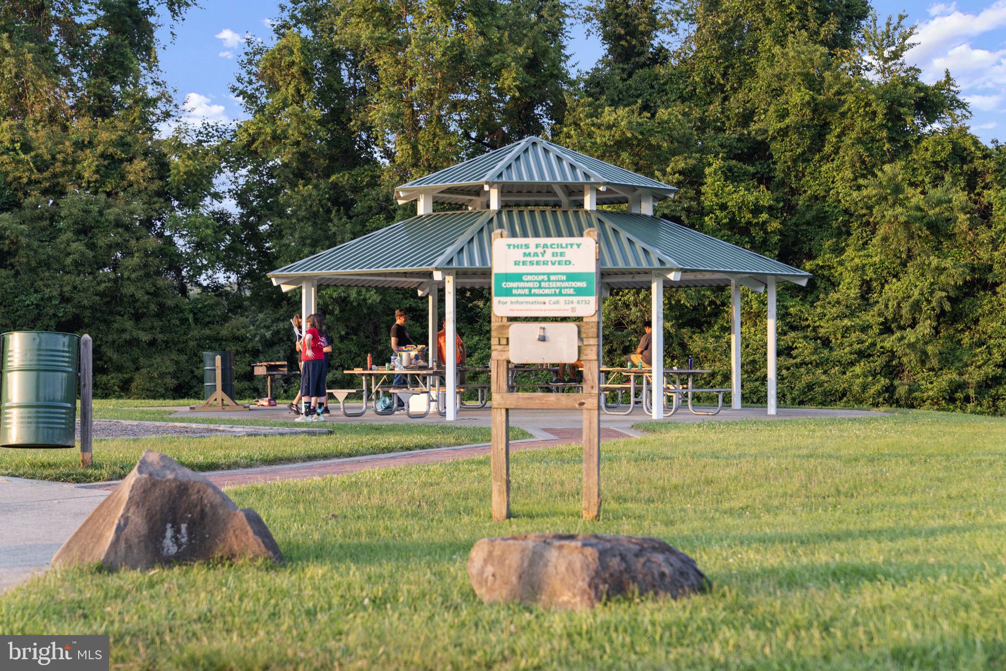 GREEN ACRES - Residential