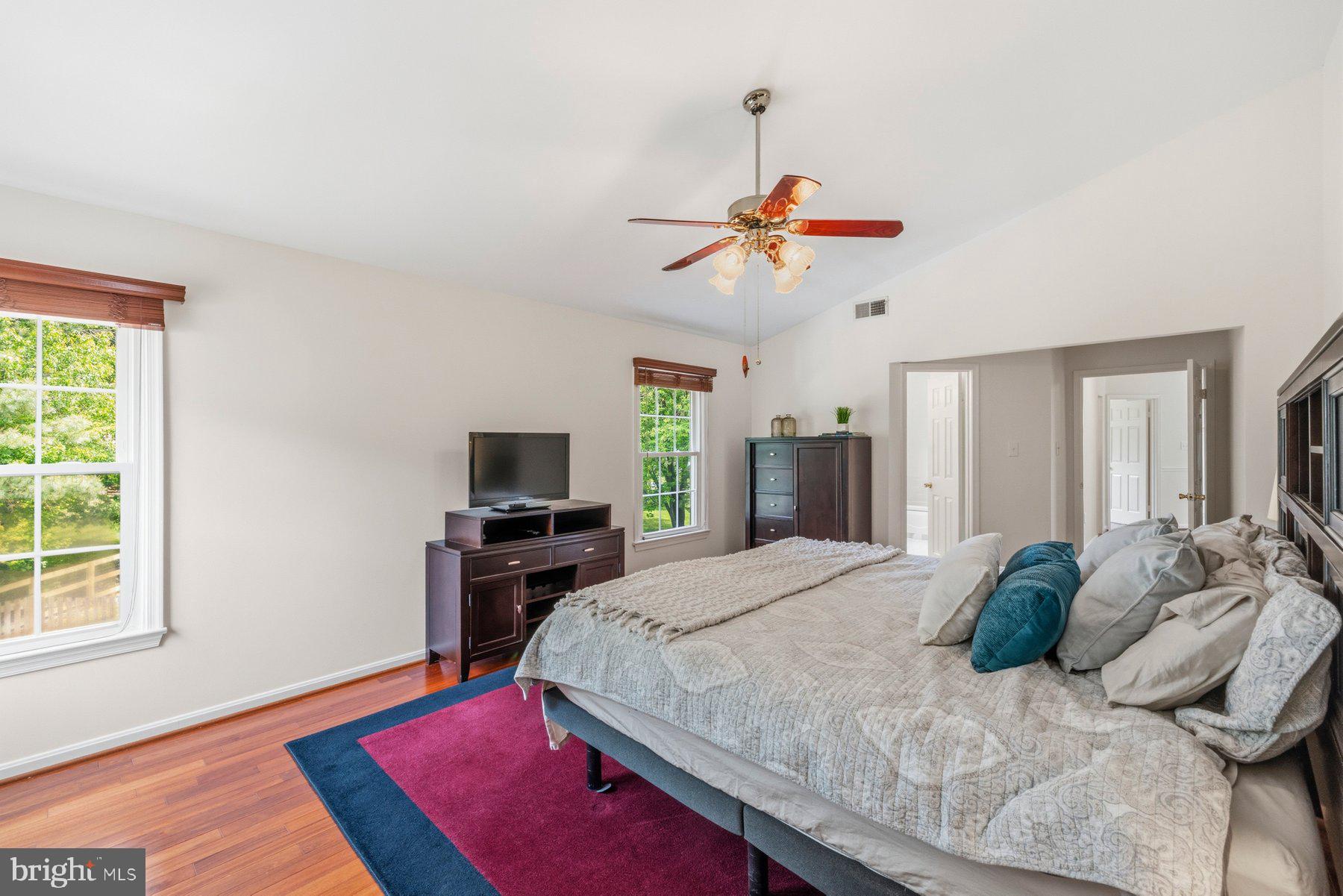 SPRING LAWN FARM - Residential
