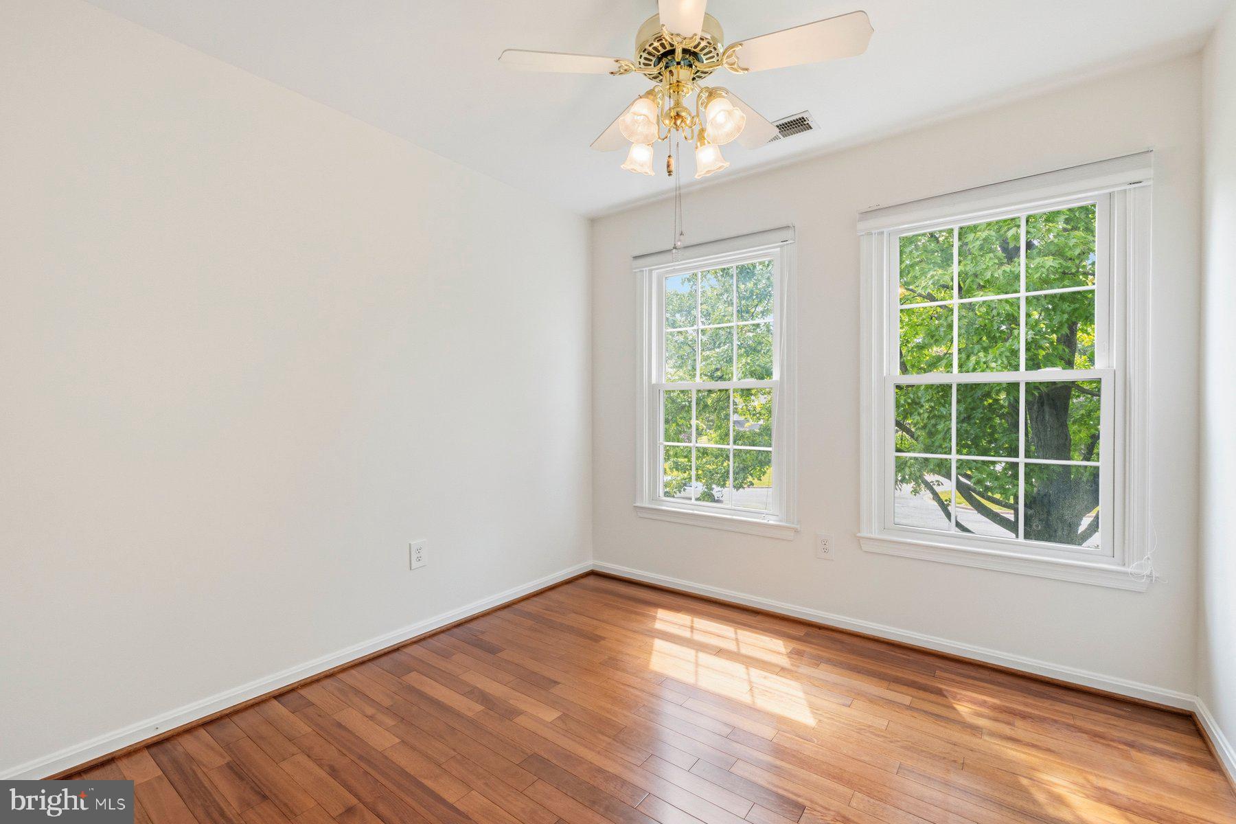 SPRING LAWN FARM - Residential