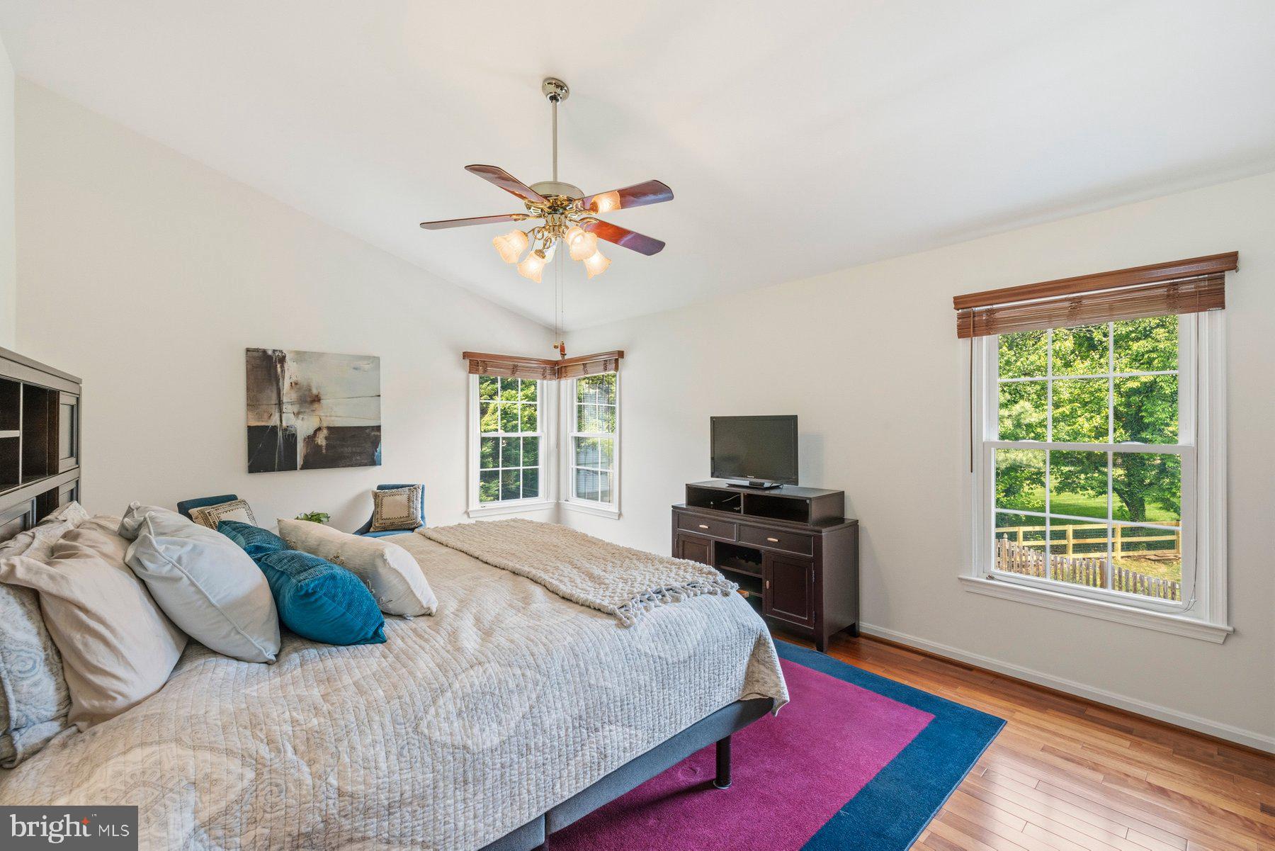 SPRING LAWN FARM - Residential