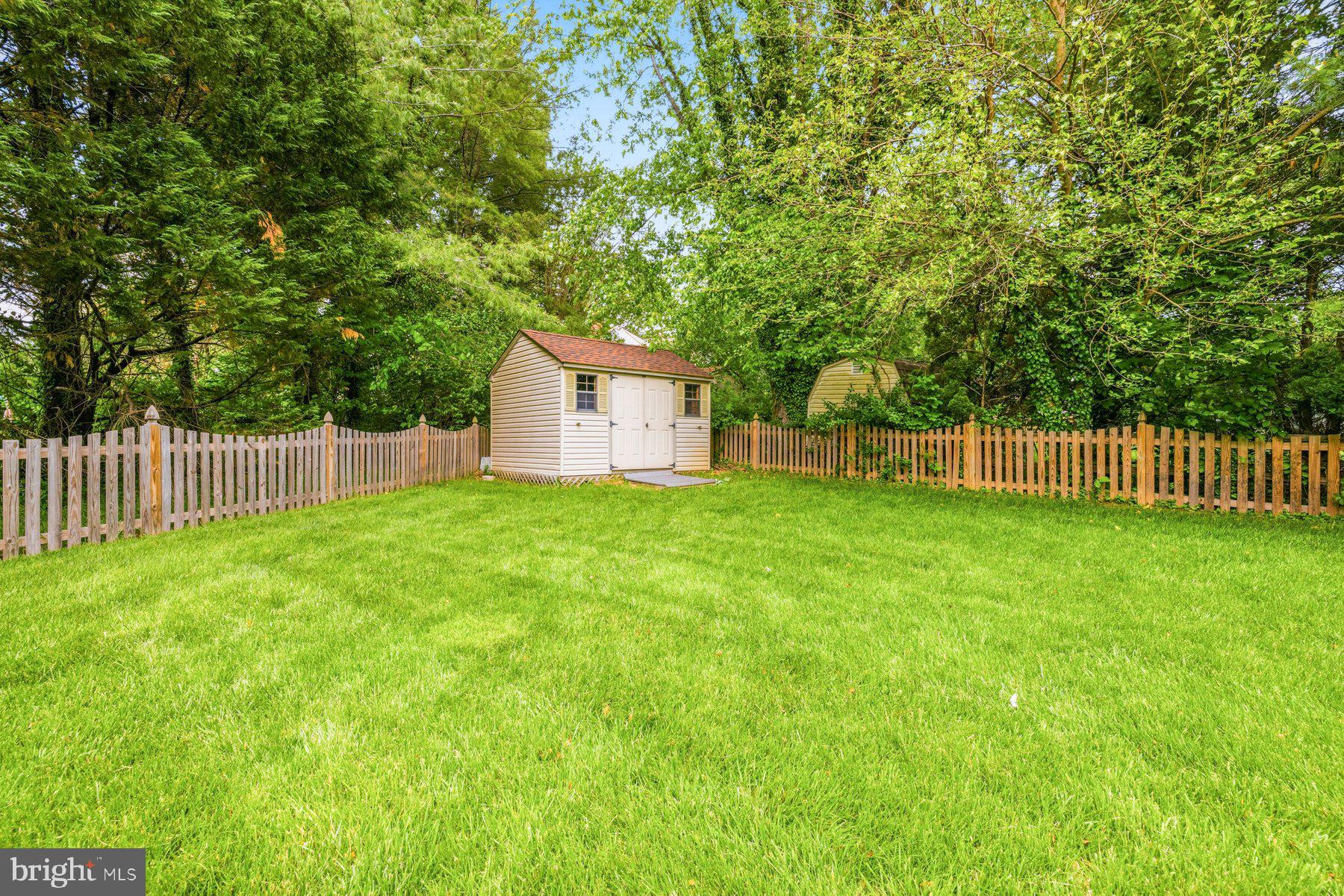 SPRING LAWN FARM - Residential
