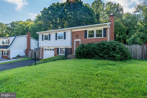 Photo of 14223 Lindendale Road, WOODBRIDGE, VA 22193 (MLS # VAPW2128680)