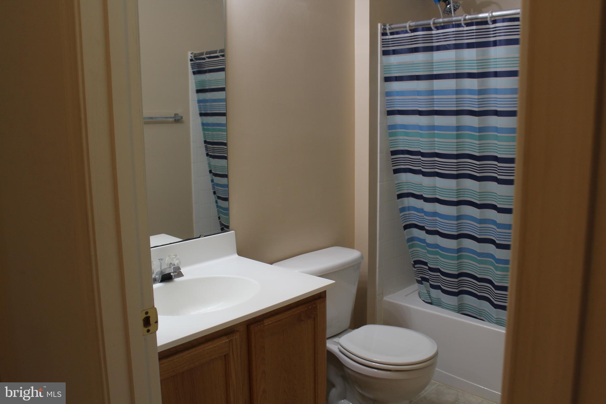 GREEN MEADOWS PHASE 1 - Residential Lease