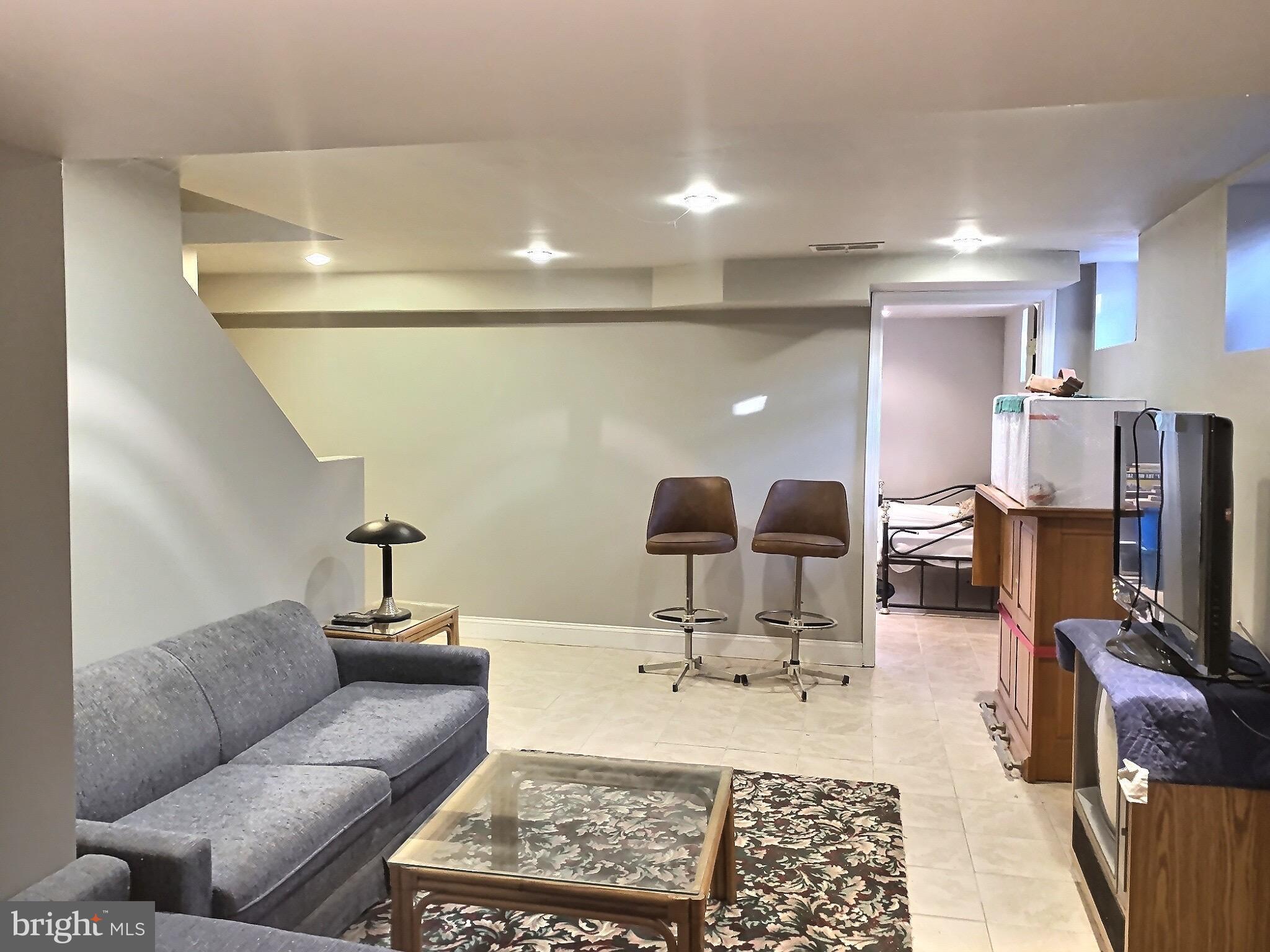 COLESVILLE - Residential