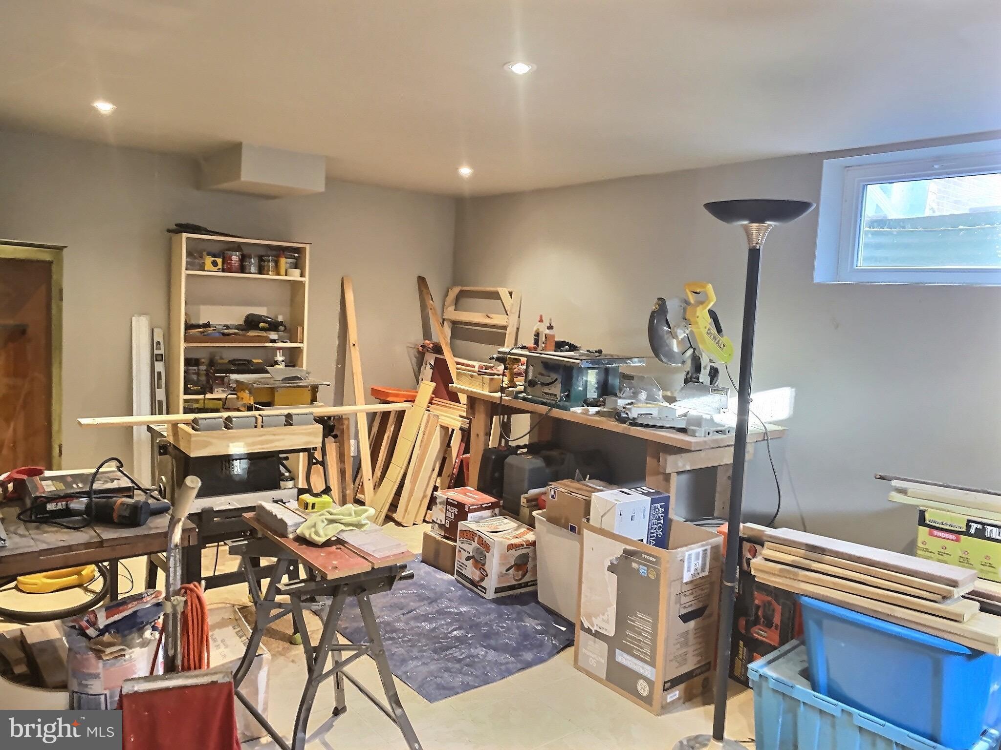 COLESVILLE - Residential