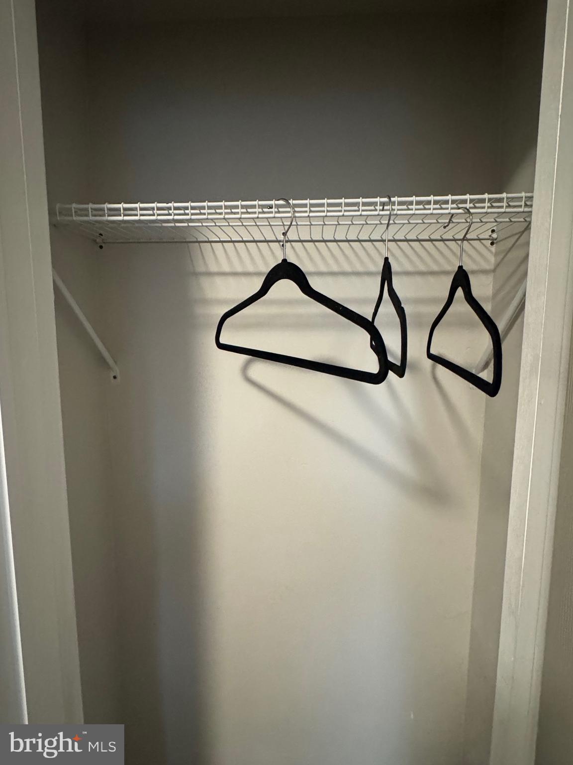 GREEN SPRING - Residential Lease