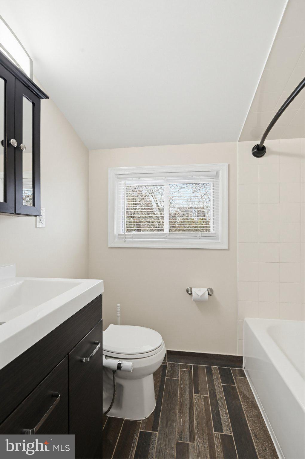 CARROLL KNOLLS - Residential