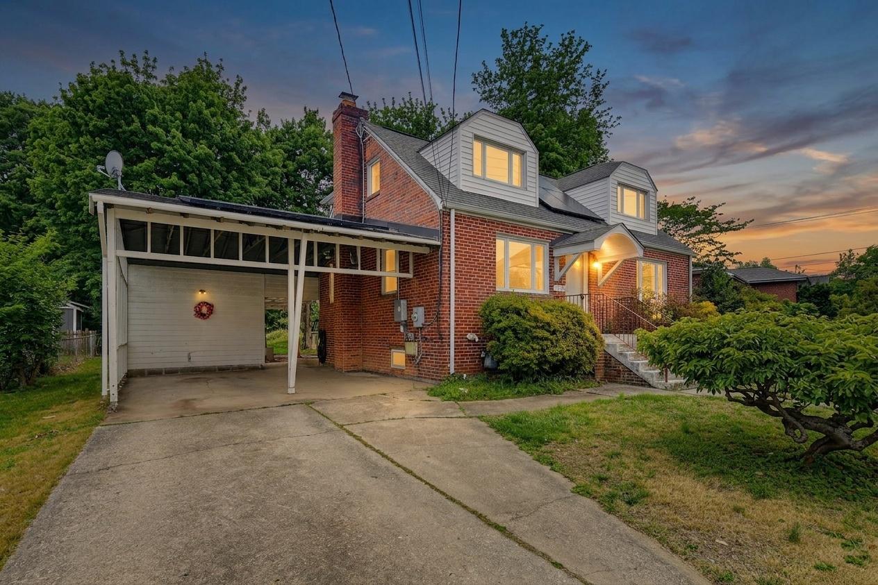 CARROLL KNOLLS - Residential