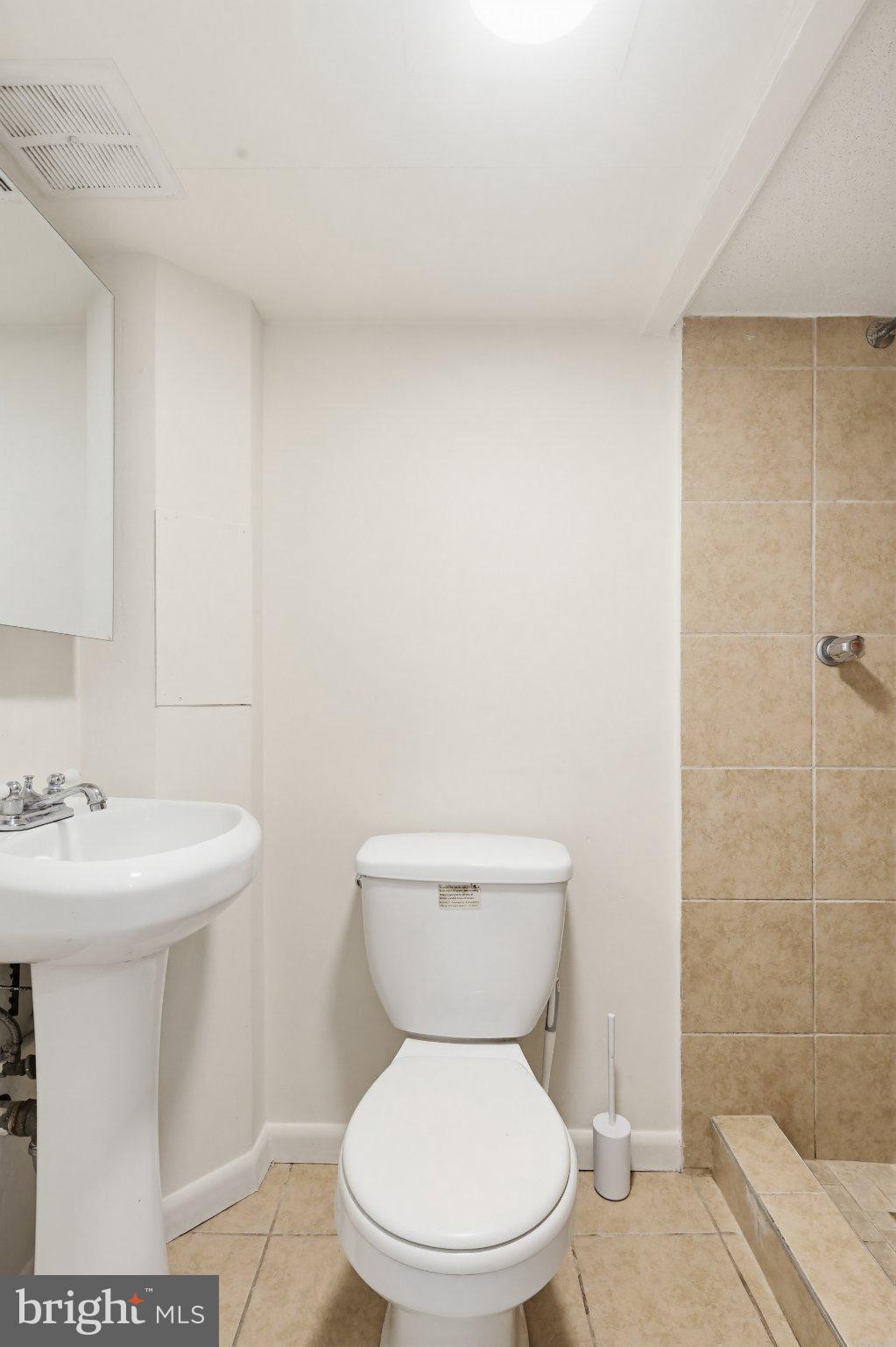CARROLL KNOLLS - Residential