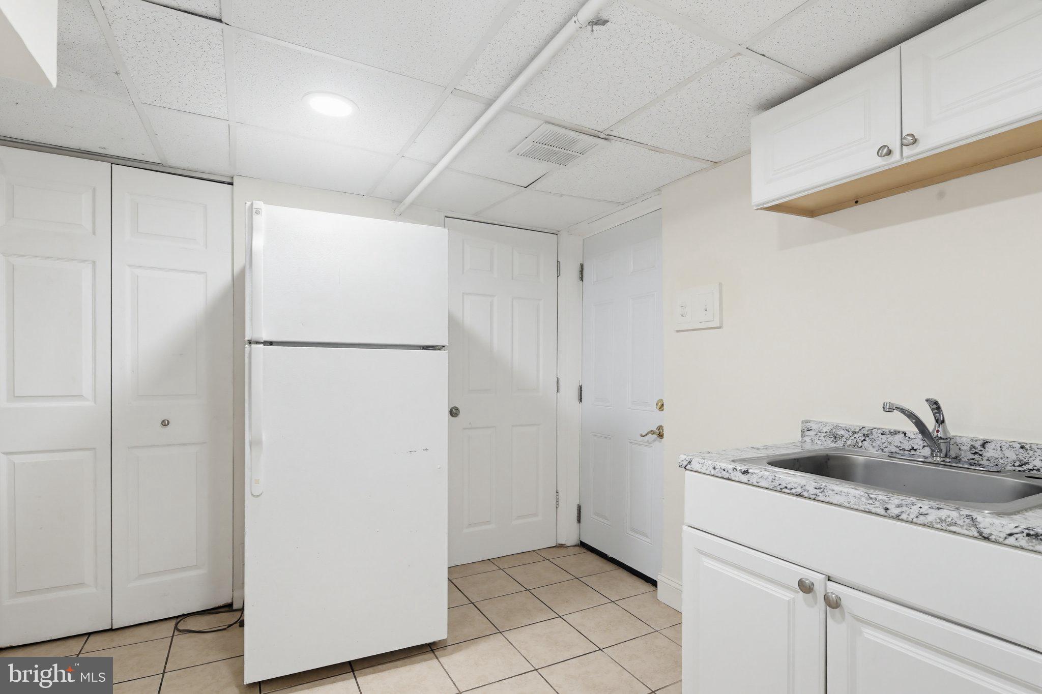 CARROLL KNOLLS - Residential