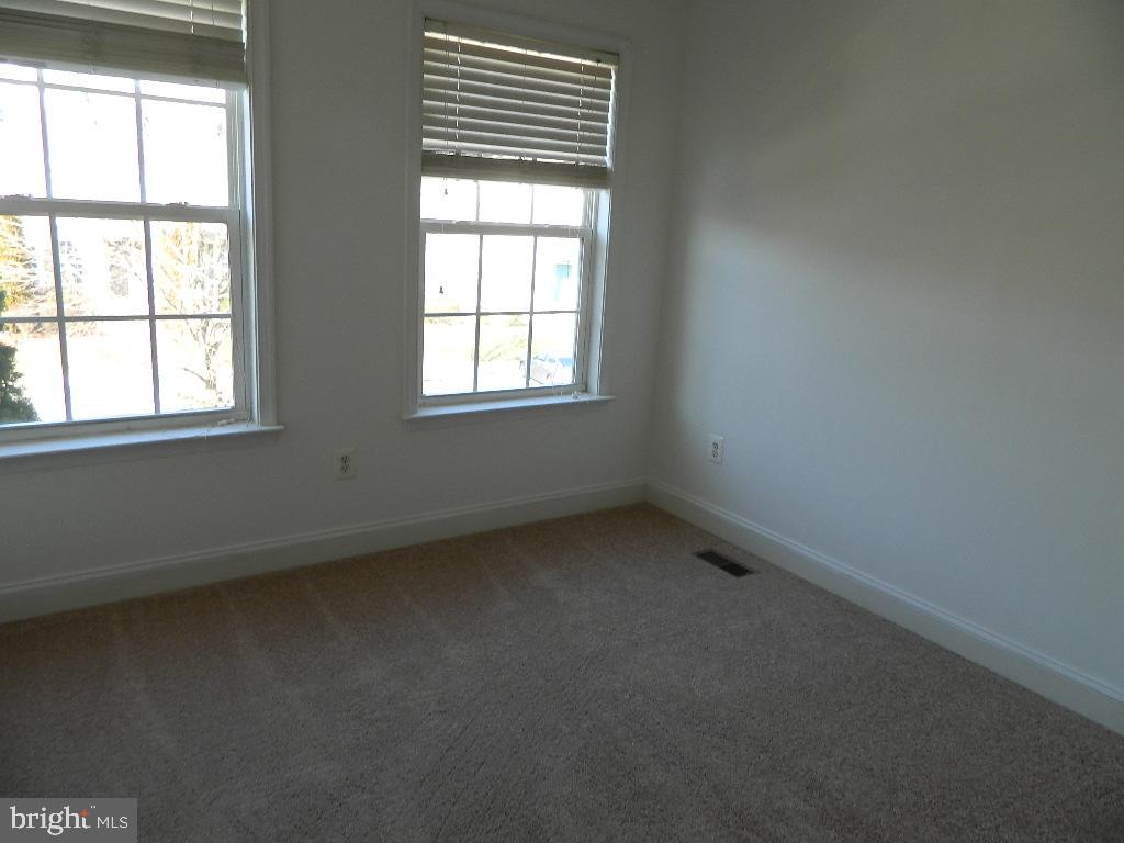 WILLOWGATE - Residential Lease