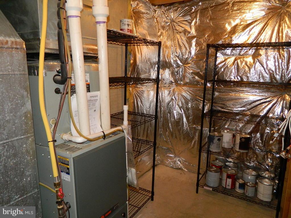 WILLOWGATE - Residential Lease