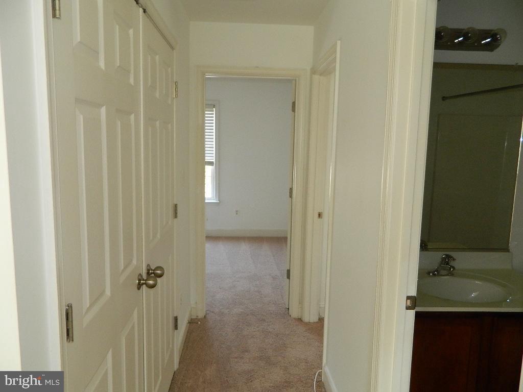 WILLOWGATE - Residential Lease