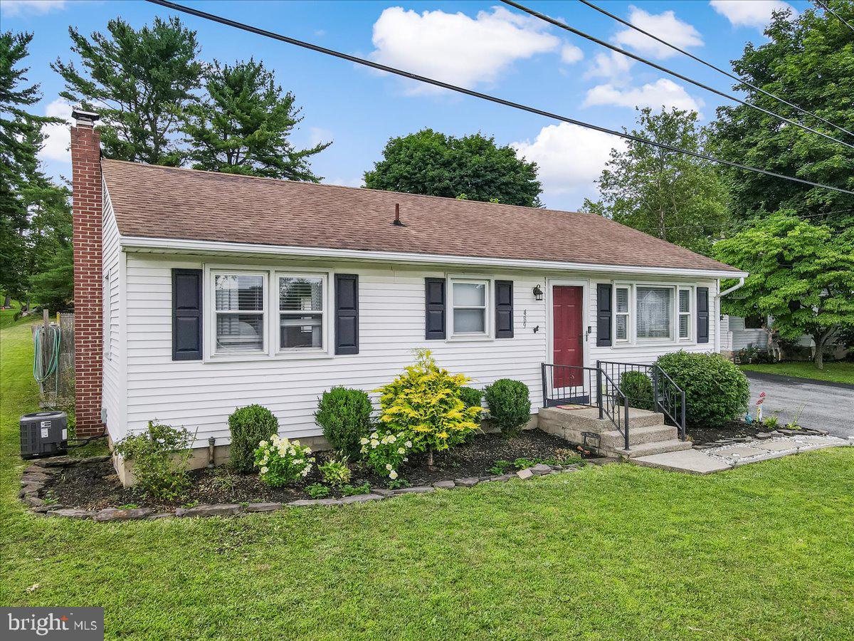 489 SPORTSMAN CLUB ROAD