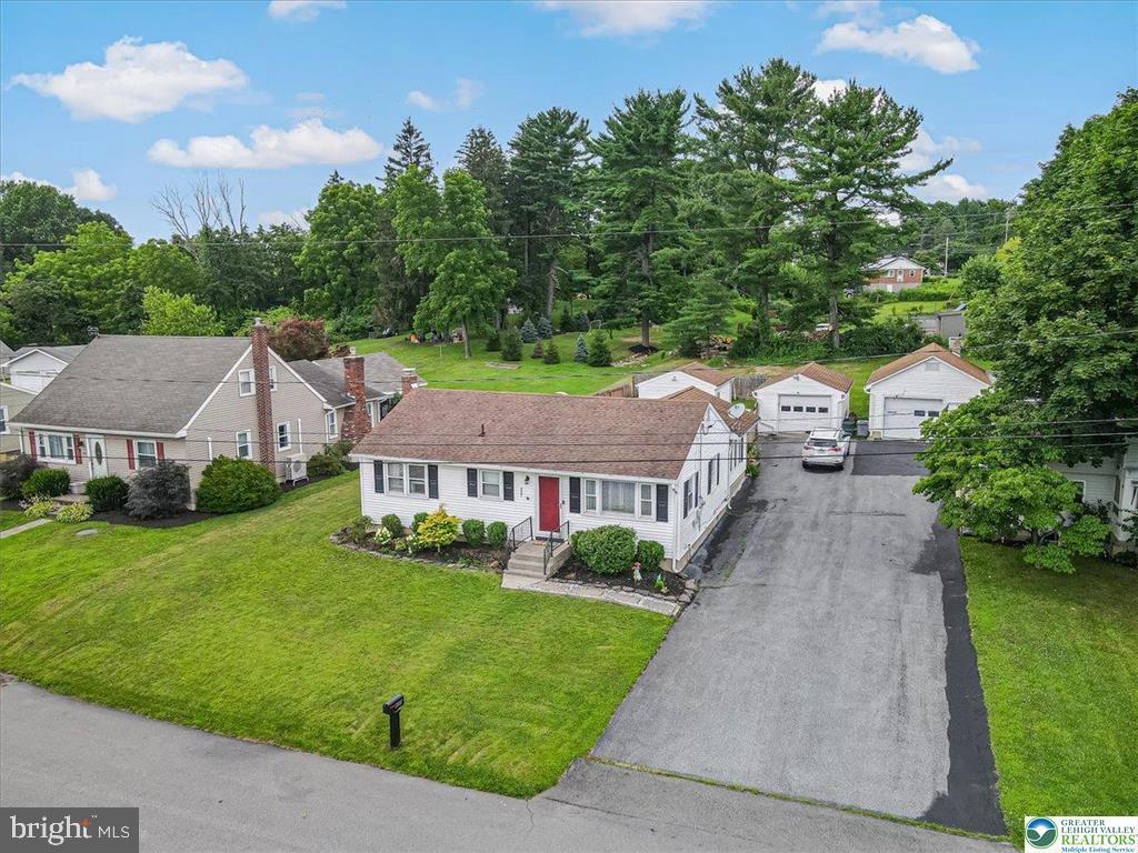 489 SPORTSMAN CLUB ROAD