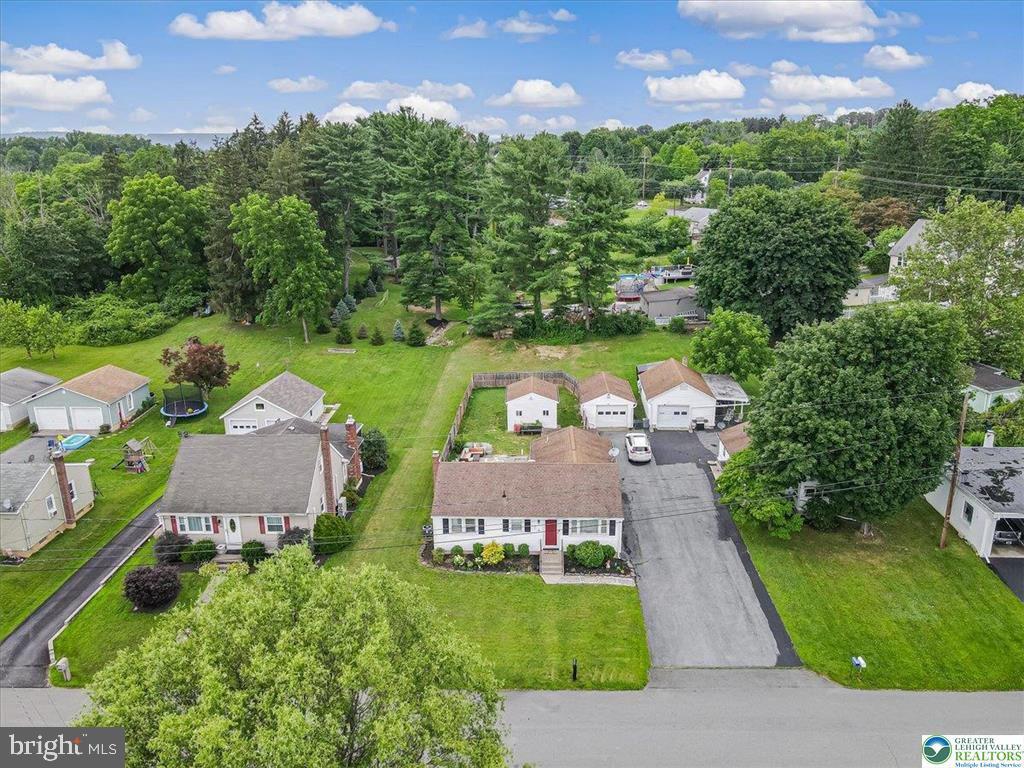 489 SPORTSMAN CLUB ROAD