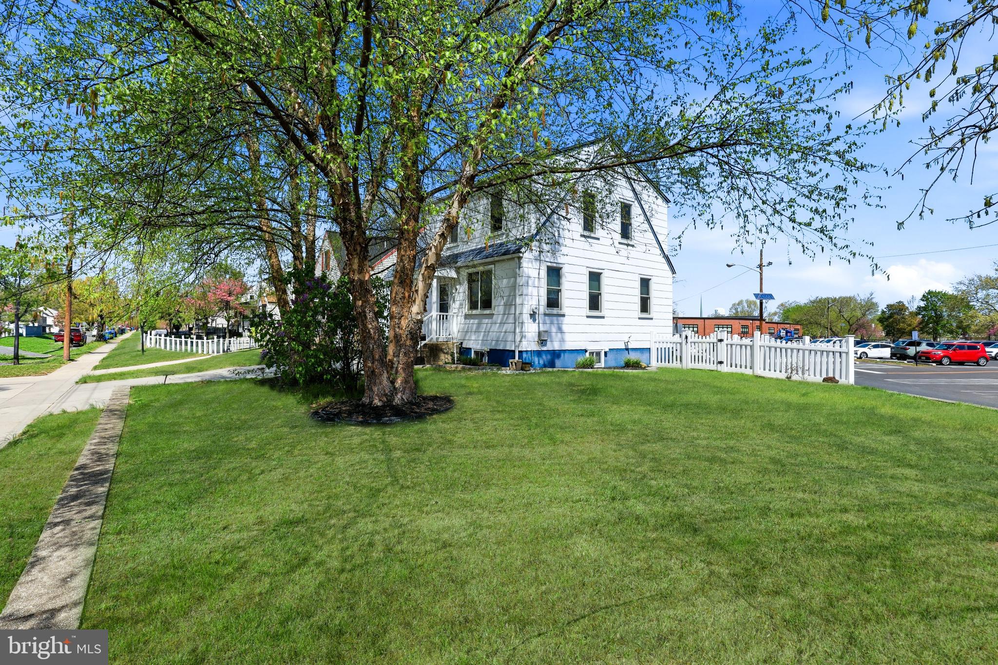 133 OAK AVENUE