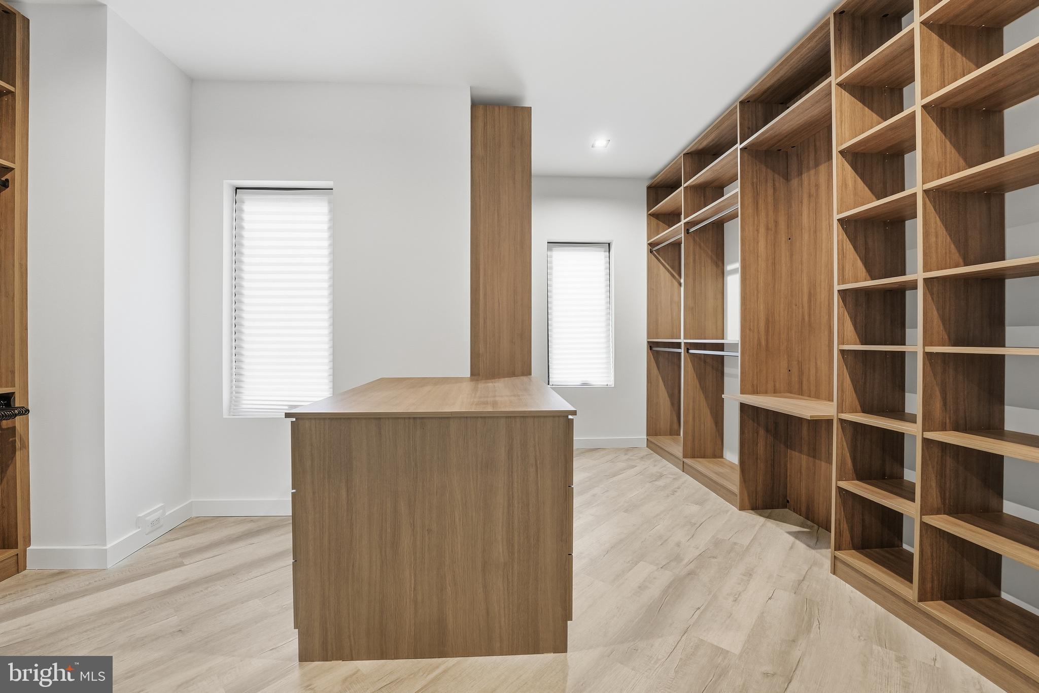 MANTUA - Residential