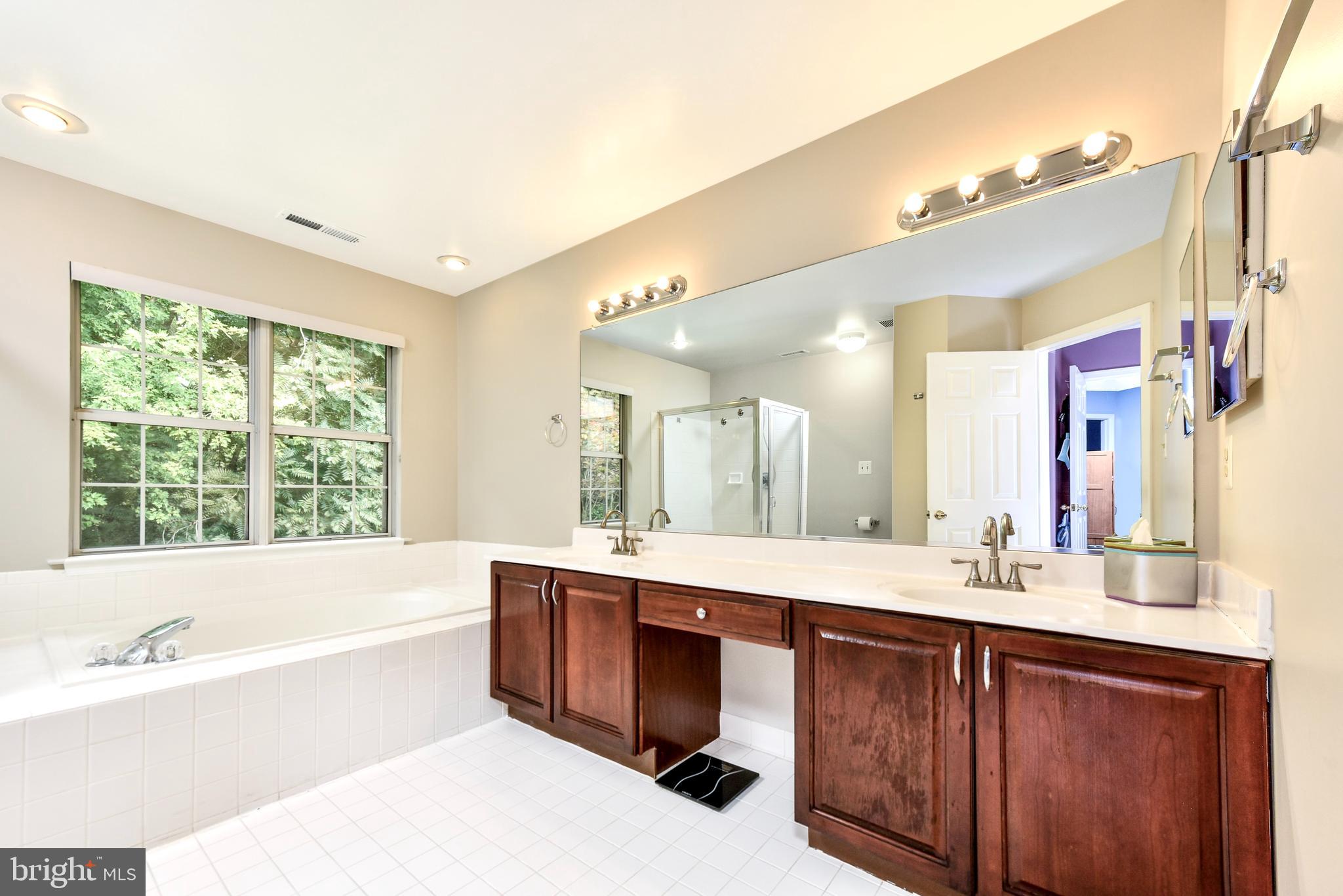 FALLS RIDGE - Residential