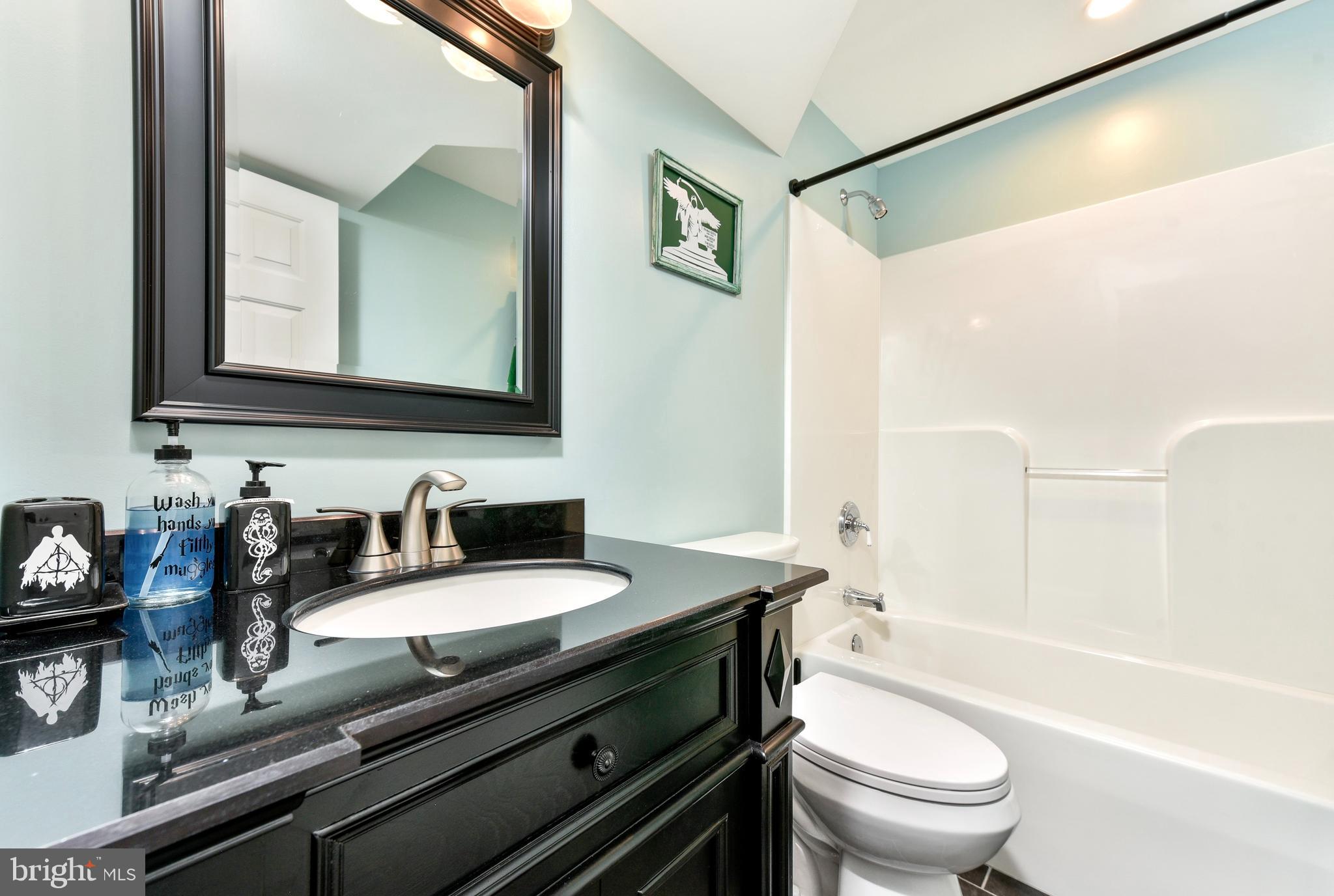 FALLS RIDGE - Residential