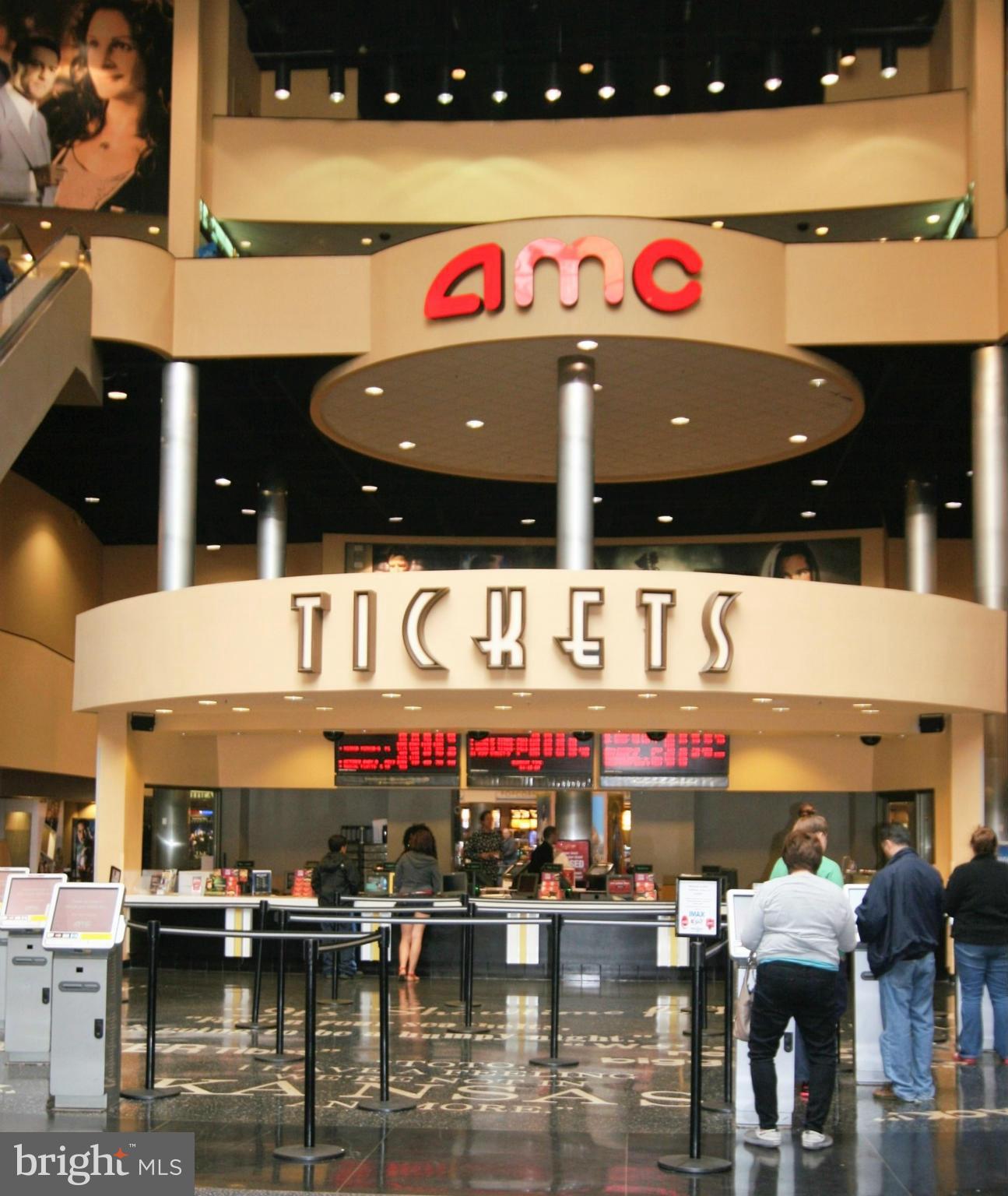 PAVILIONS AT HUNTINGTON - Residential Lease