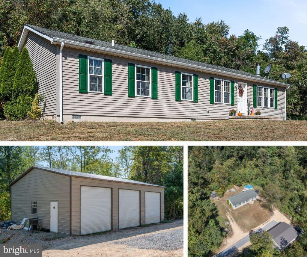 Photo of 46 Solomons Court, HEDGESVILLE, WV 25427 (MLS # WVBE2044068)