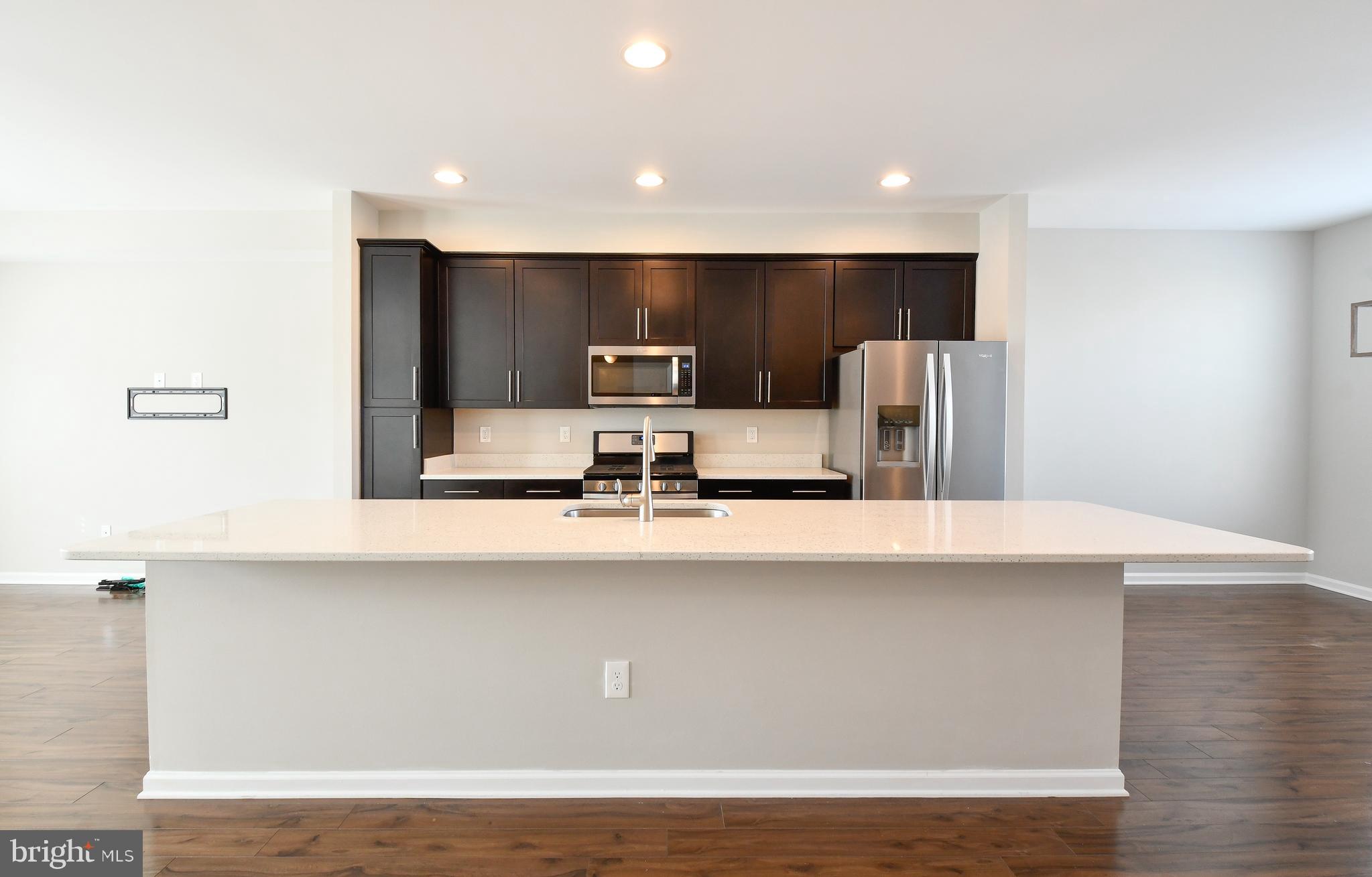 SUMMERFIELD - Residential Lease