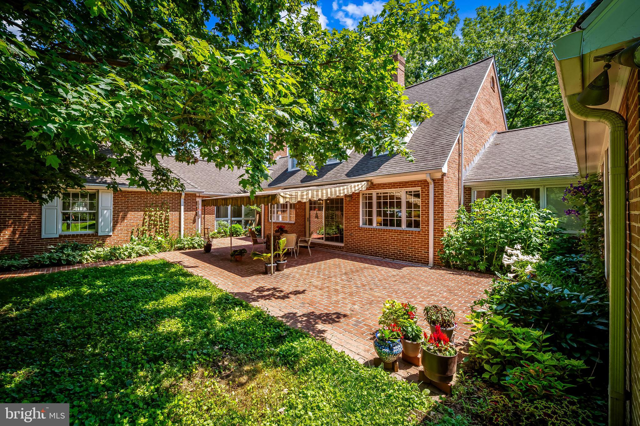 HOMELAND HISTORIC DISTRICT - Residential