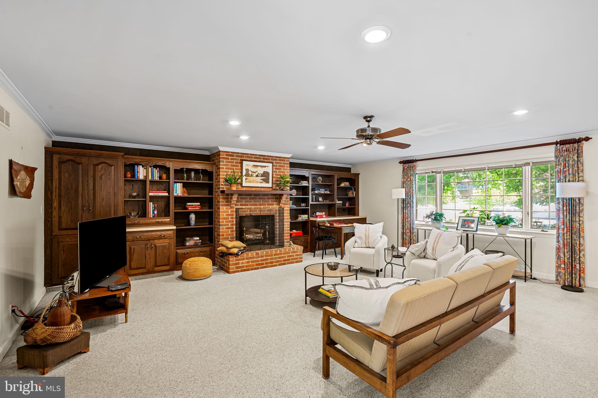 HOMELAND HISTORIC DISTRICT - Residential