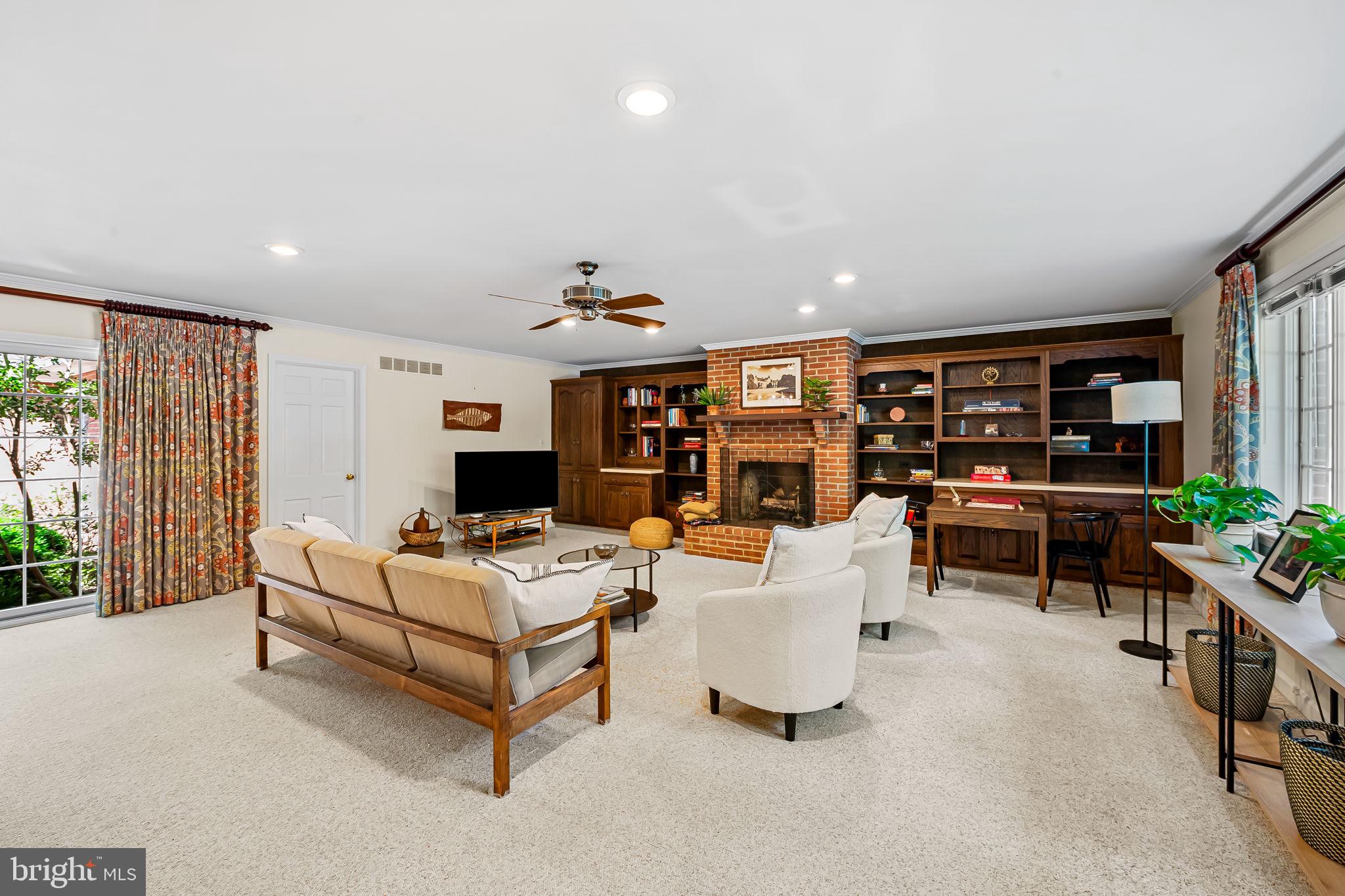 HOMELAND HISTORIC DISTRICT - Residential