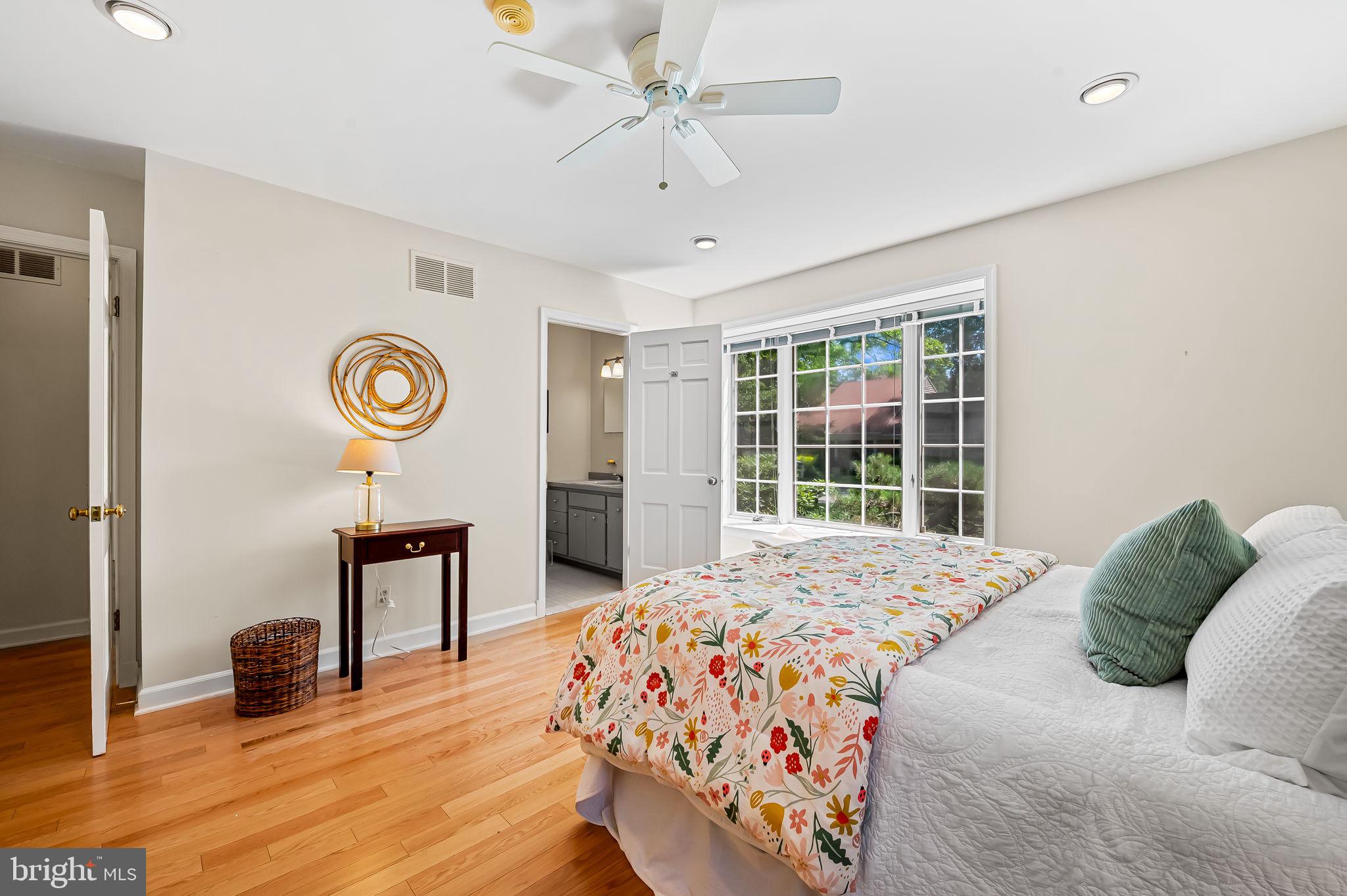 HOMELAND HISTORIC DISTRICT - Residential