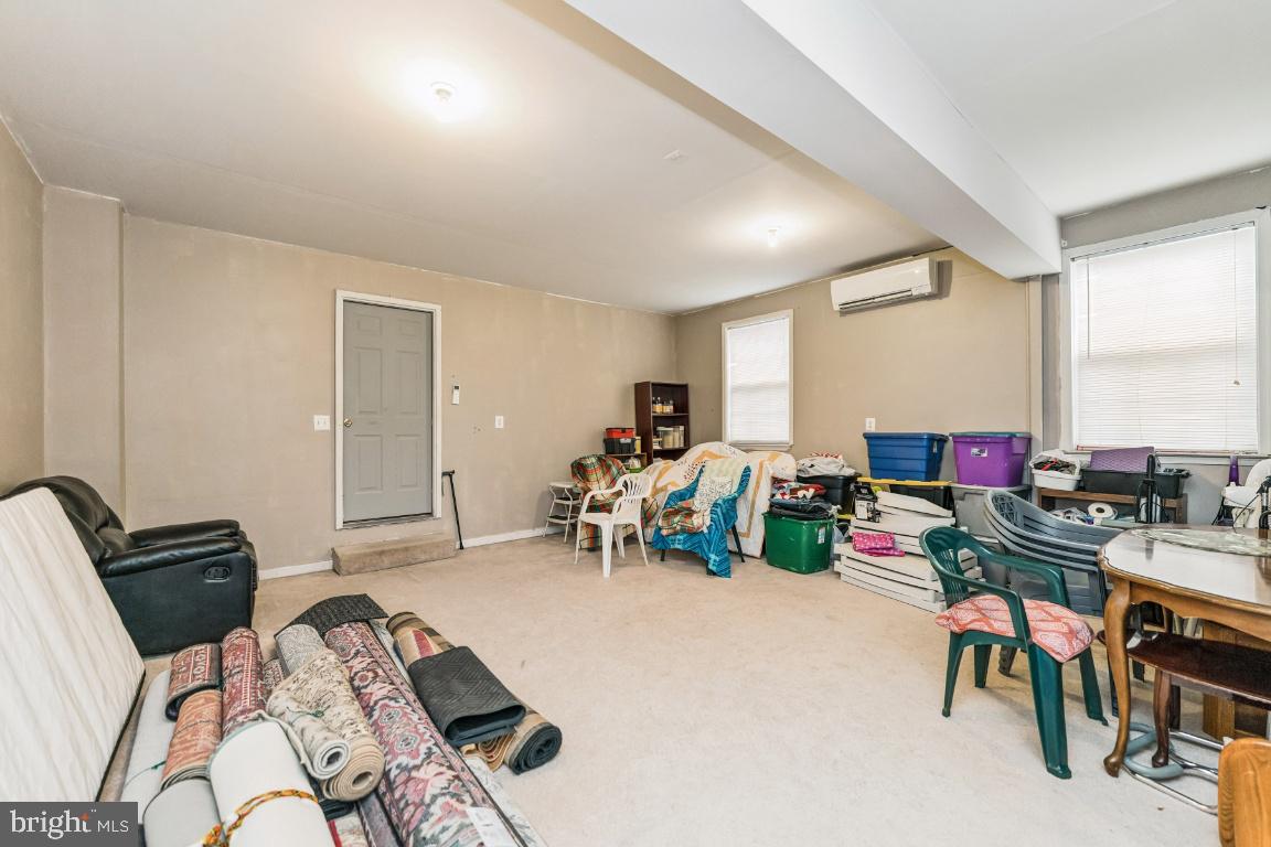 ROLLING MEADOWS SUB - Residential